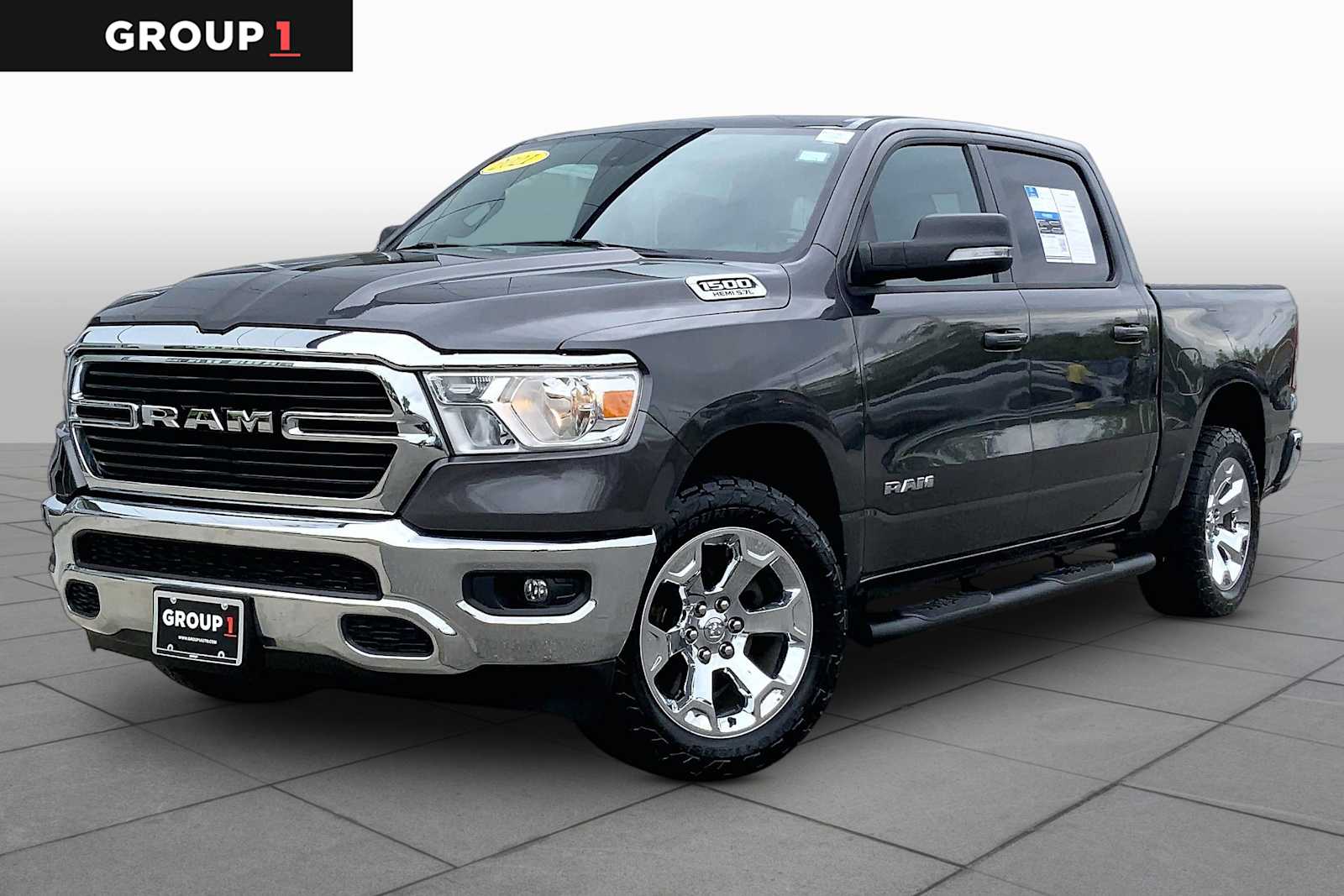 2021 RAM 1500 Big Horn/Lone Star 4x4 Crew Cab 5'7's photo