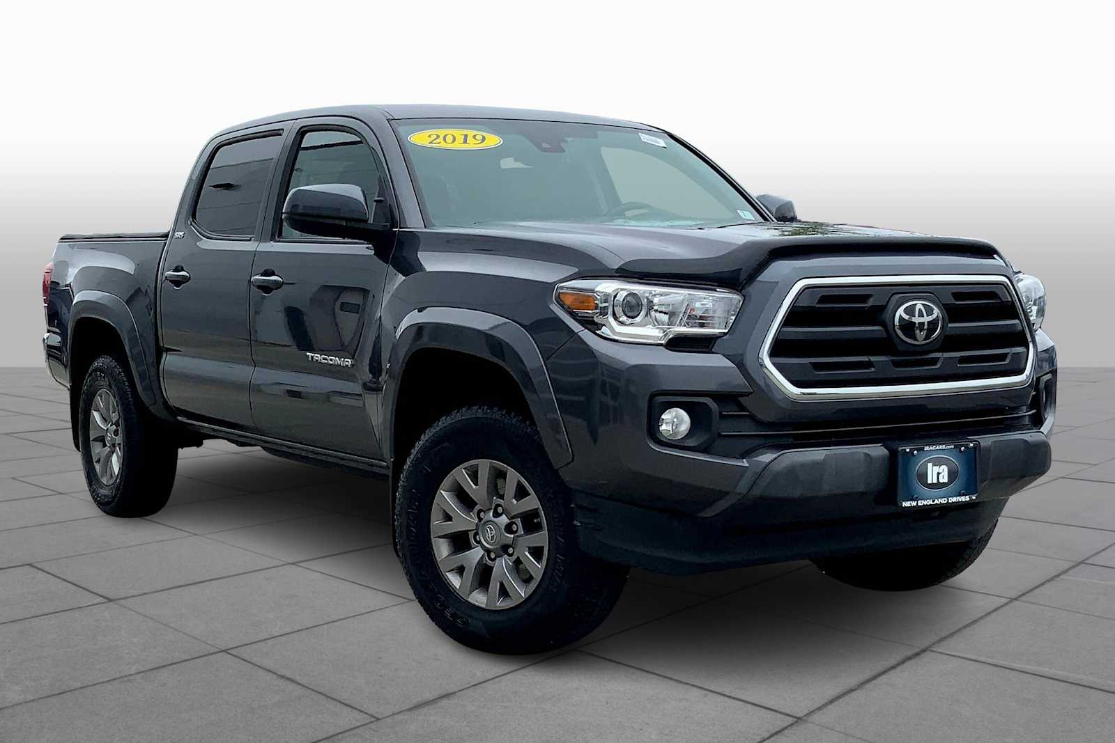 Used 2019 Toyota Tacoma SR5 with VIN 5TFCZ5AN6KX172151 for sale in Manchester, NH