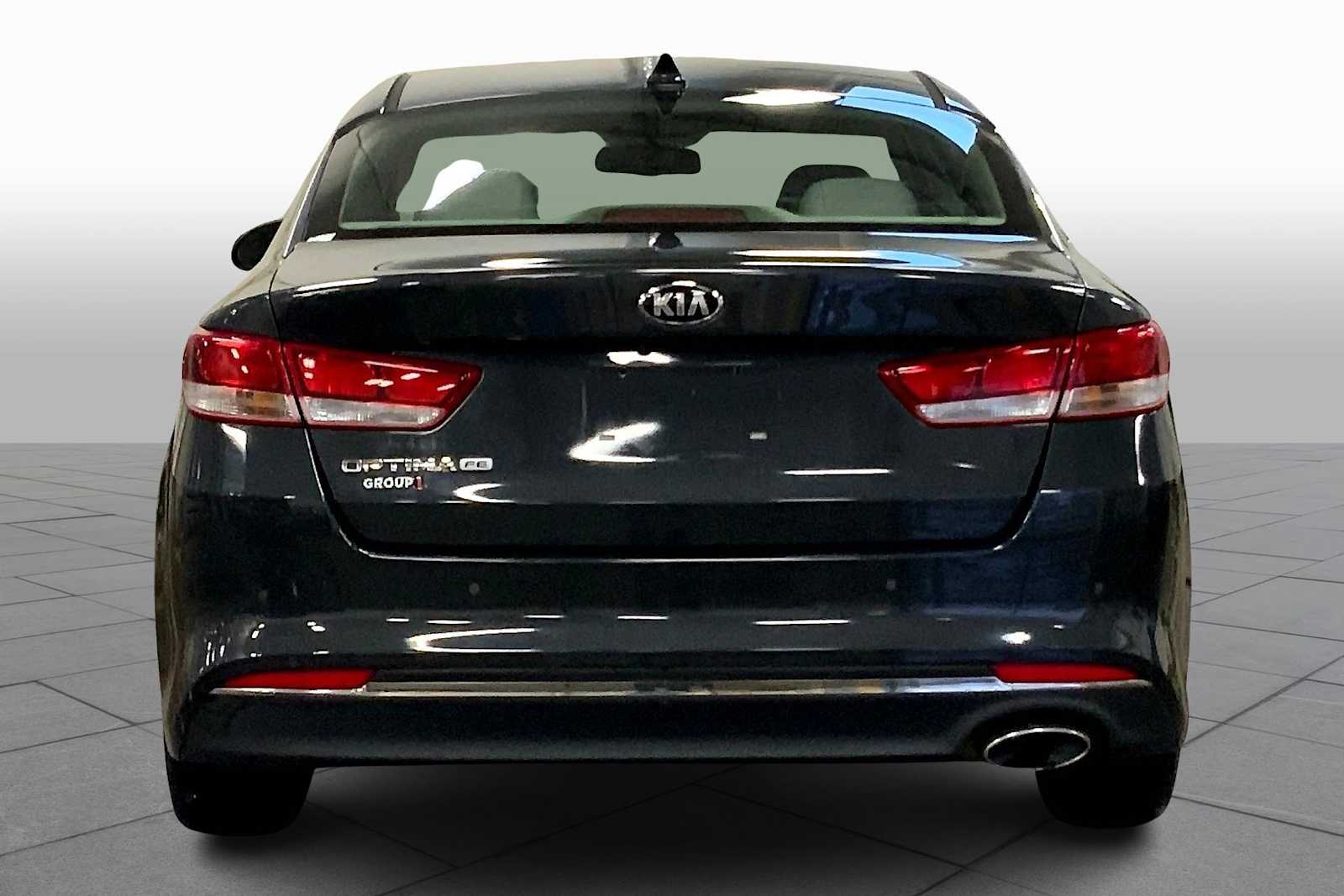 2016 Kia Optima LX photo 4