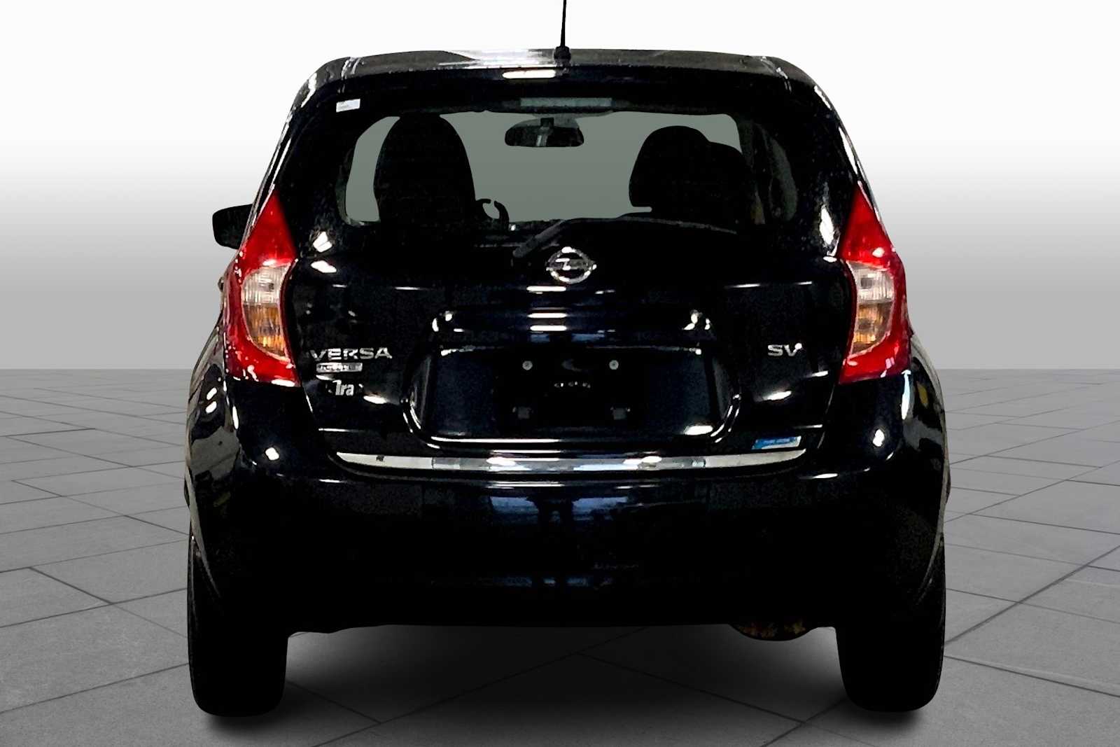 2015 Nissan Versa Note SV 1.6 photo 3