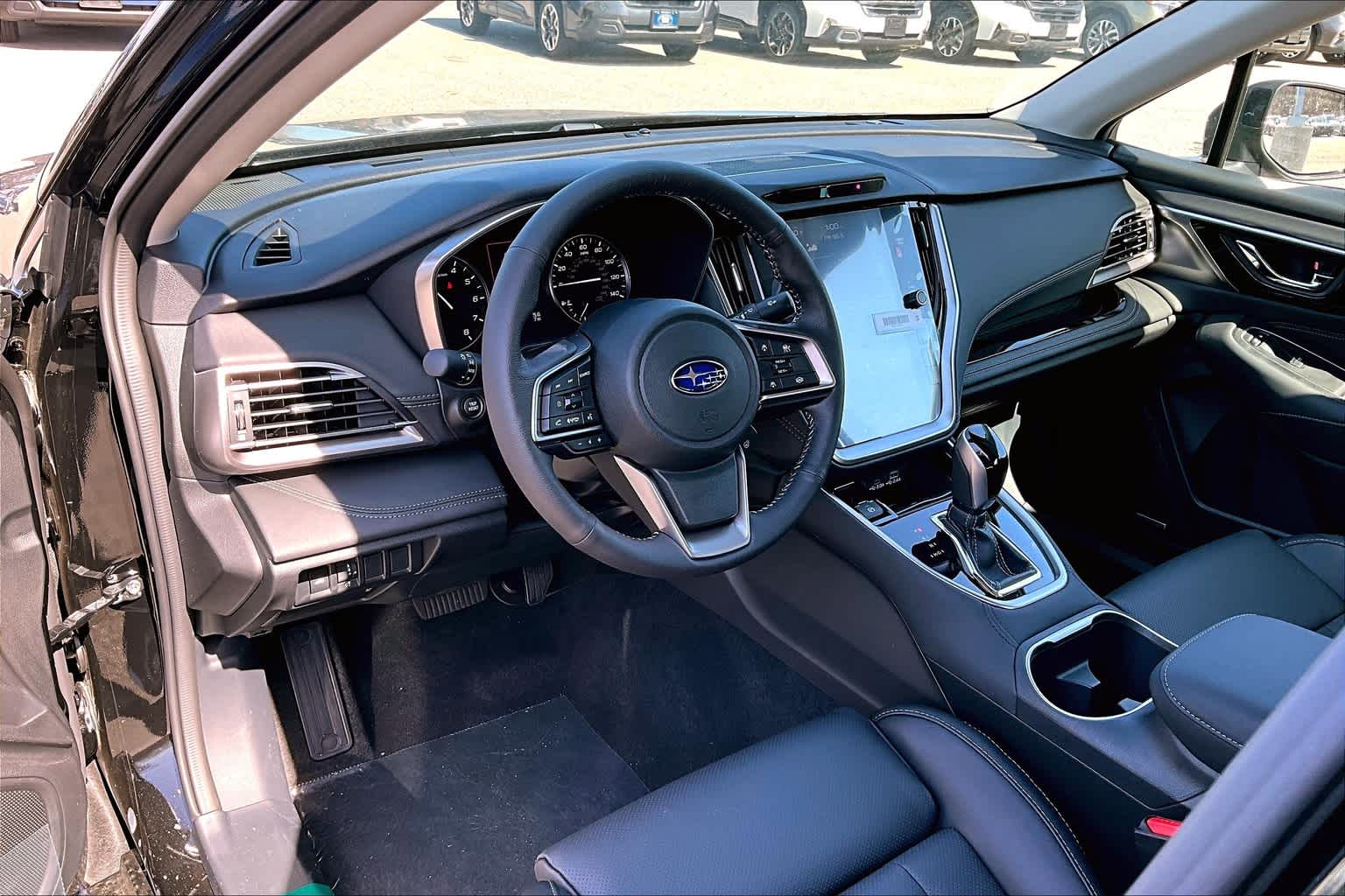 2025 Subaru Legacy Limited - Photo 8