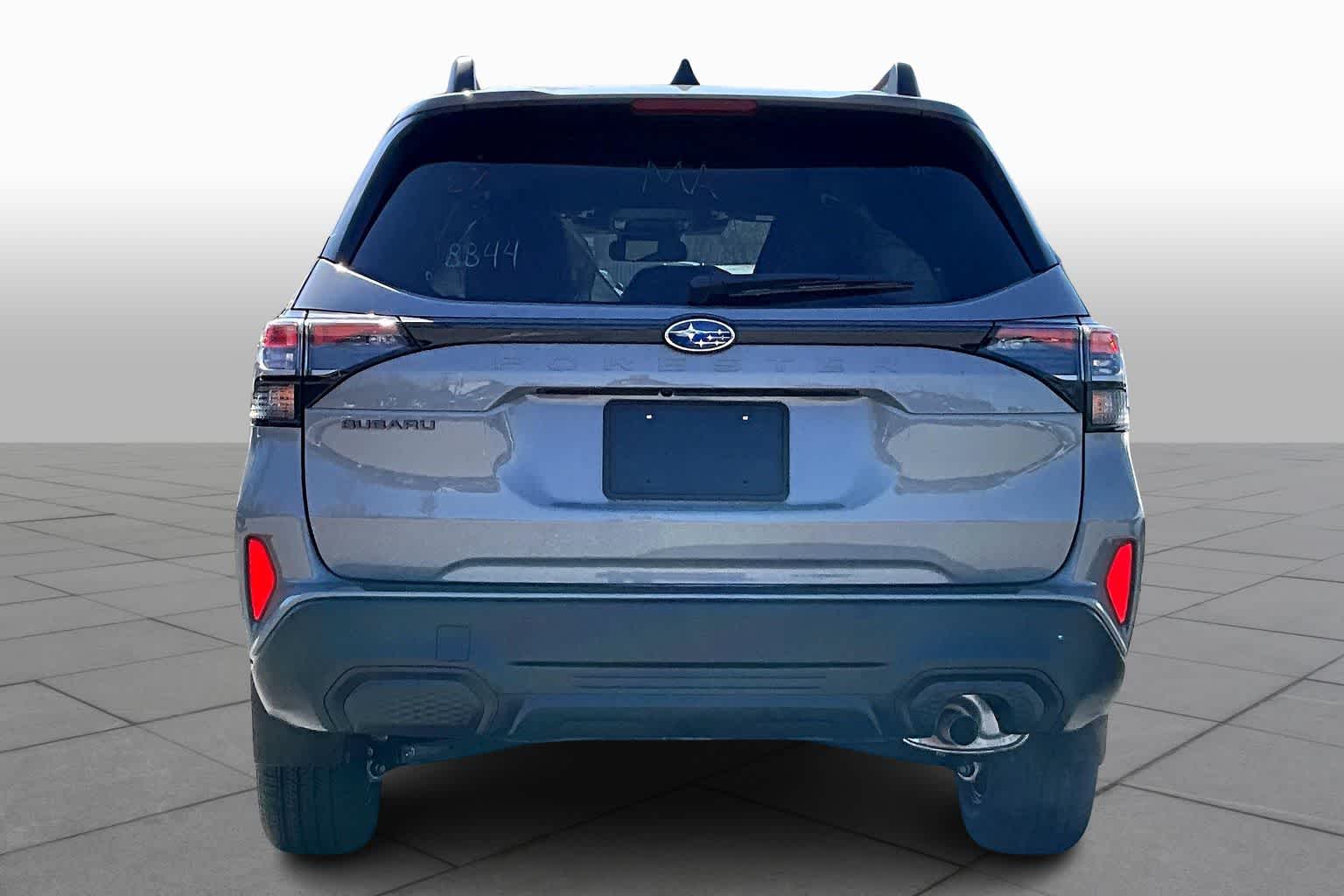 2025 Subaru Forester Premium photo 4