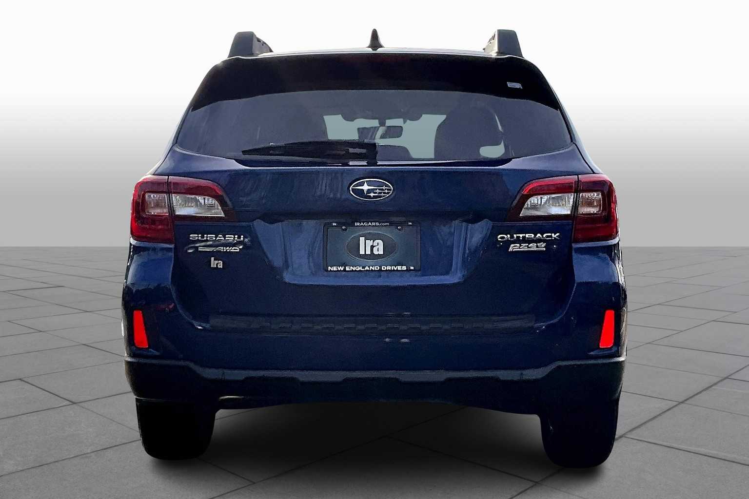 2017 Subaru Outback 2.5i Premium photo 4
