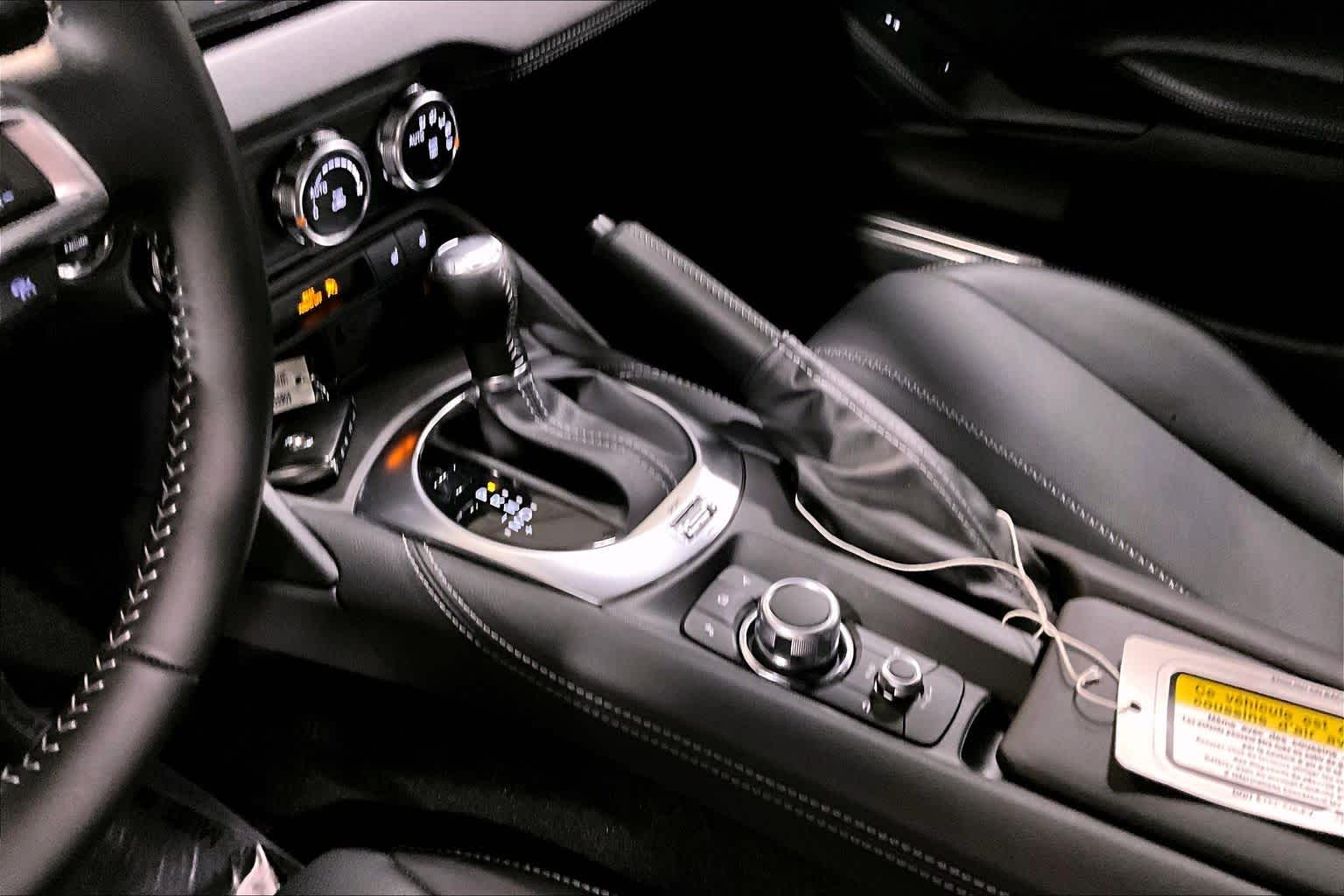 2025 Mazda MX-5 Miata Grand Touring - Photo 16