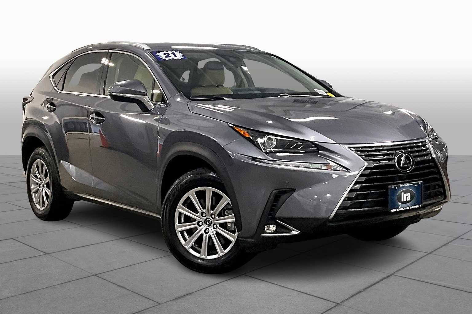 2021 Lexus NX 300 photo 2