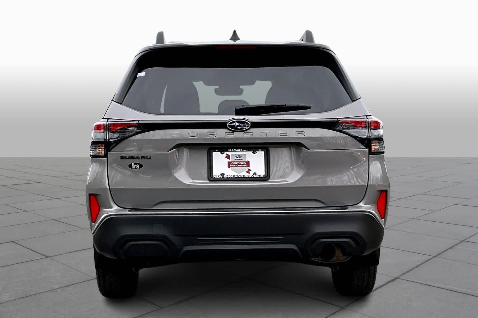 2025 Subaru Forester Premium Base photo 4