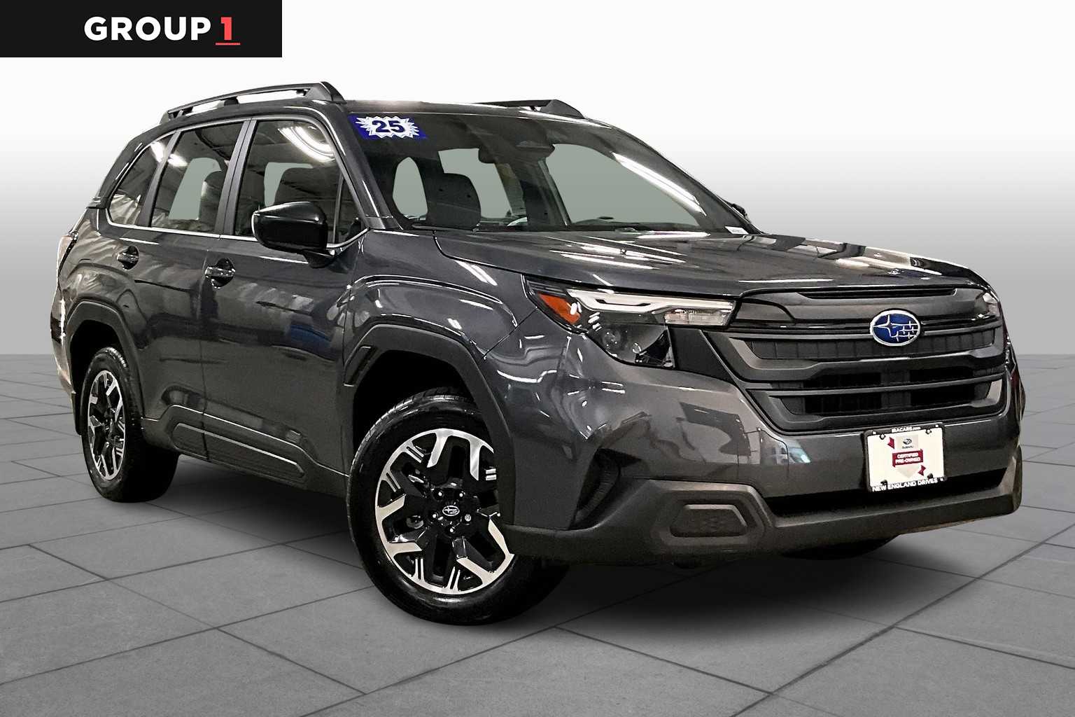 2025 Subaru Forester Base photo 2