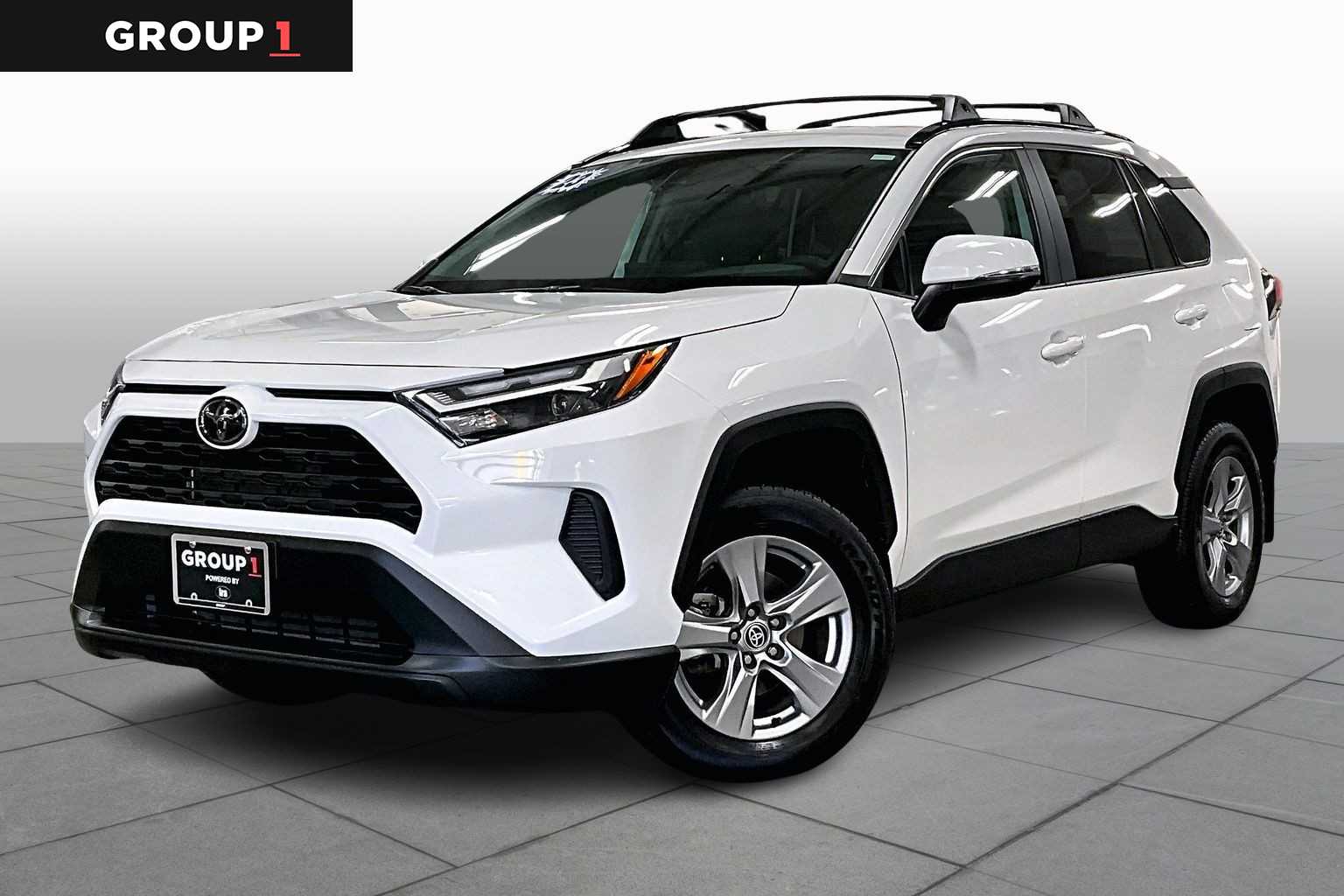 2023 Toyota RAV4 XLE's photo