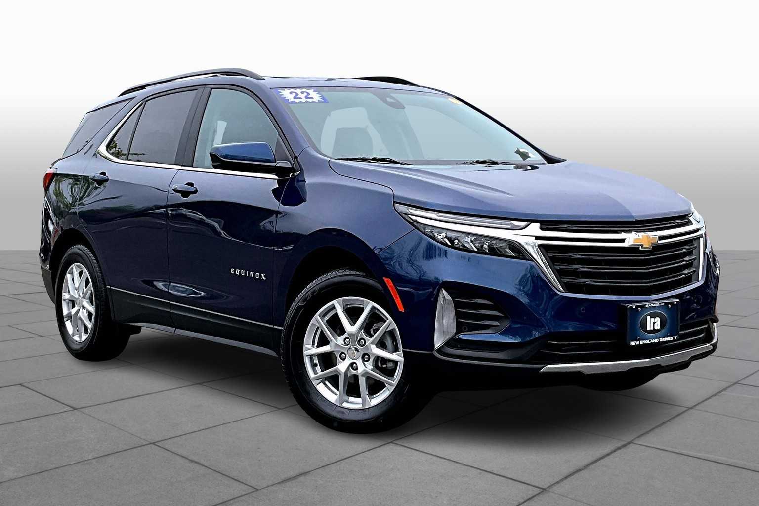 Used 2022 Chevrolet Equinox LT with VIN 3GNAXUEV2NL226487 for sale in Manchester, NH