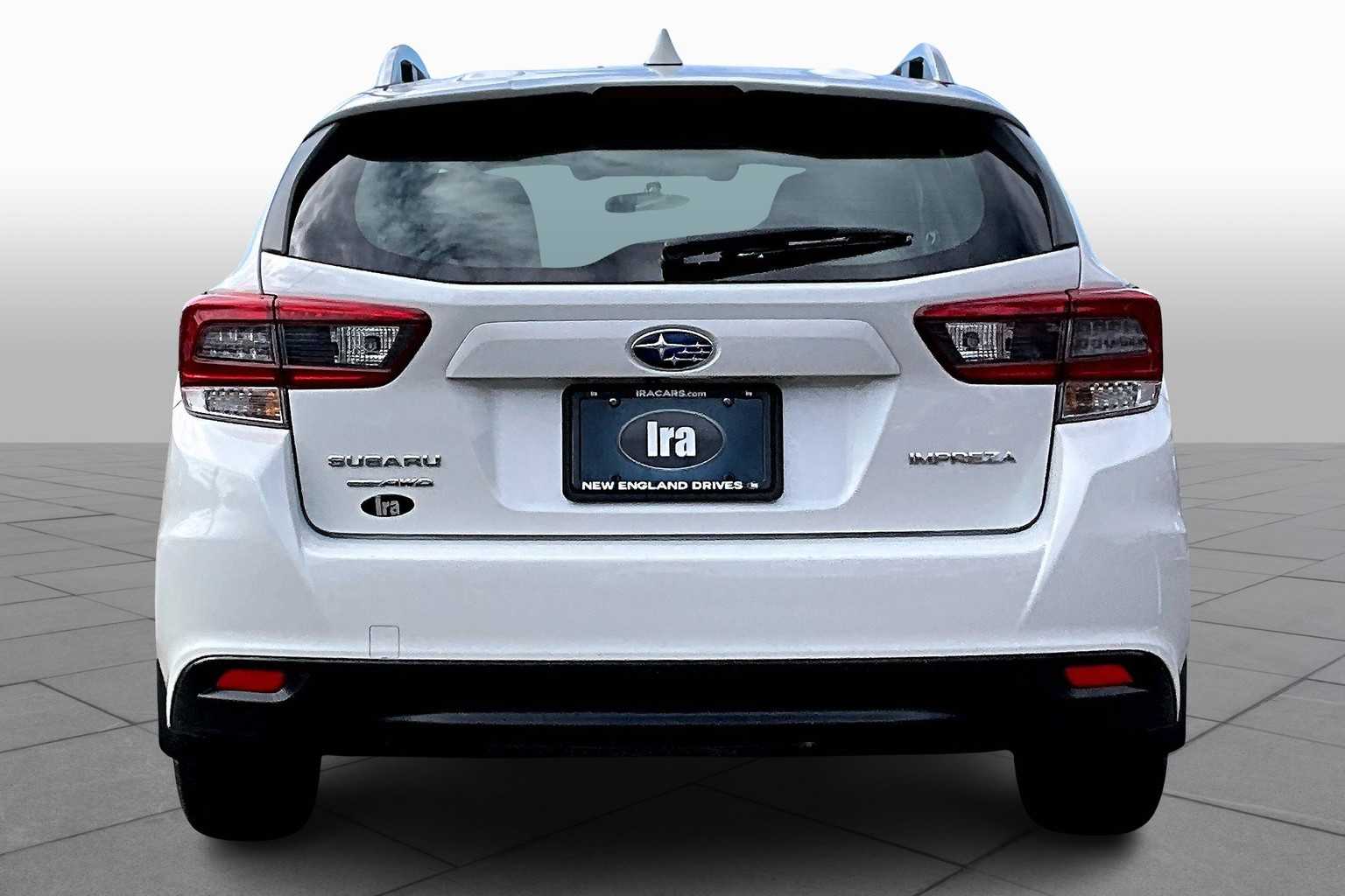 2023 Subaru Impreza Premium photo 4