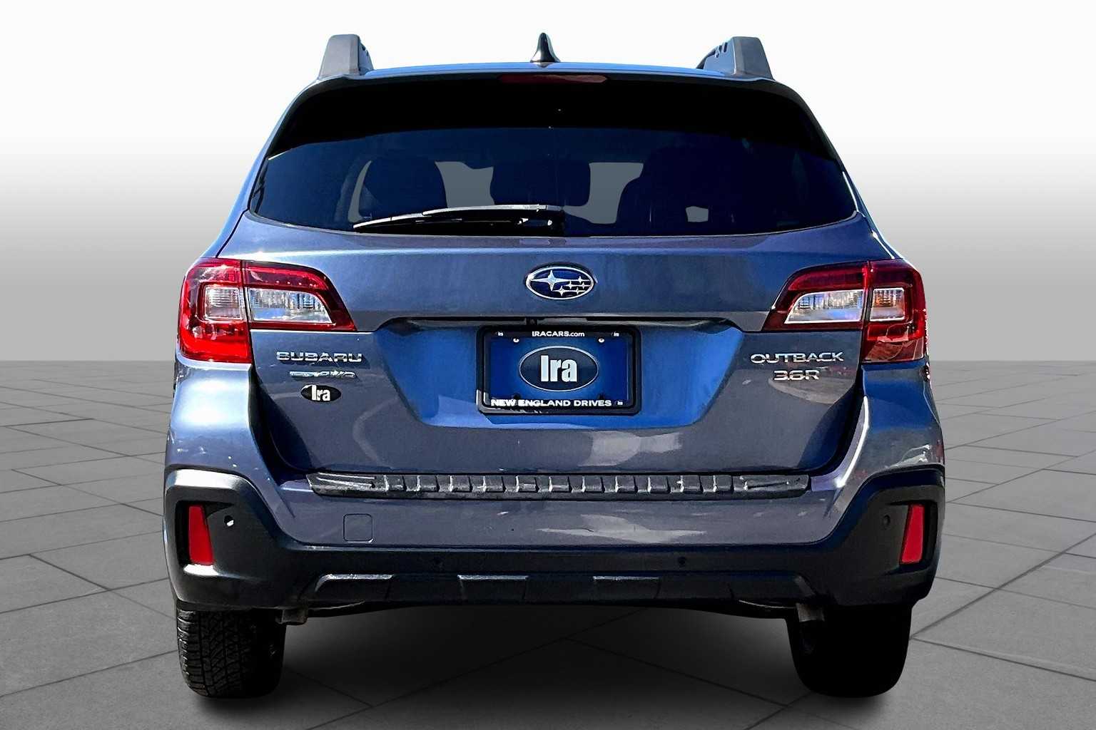 2018 Subaru Outback 3.6R Limited photo 4