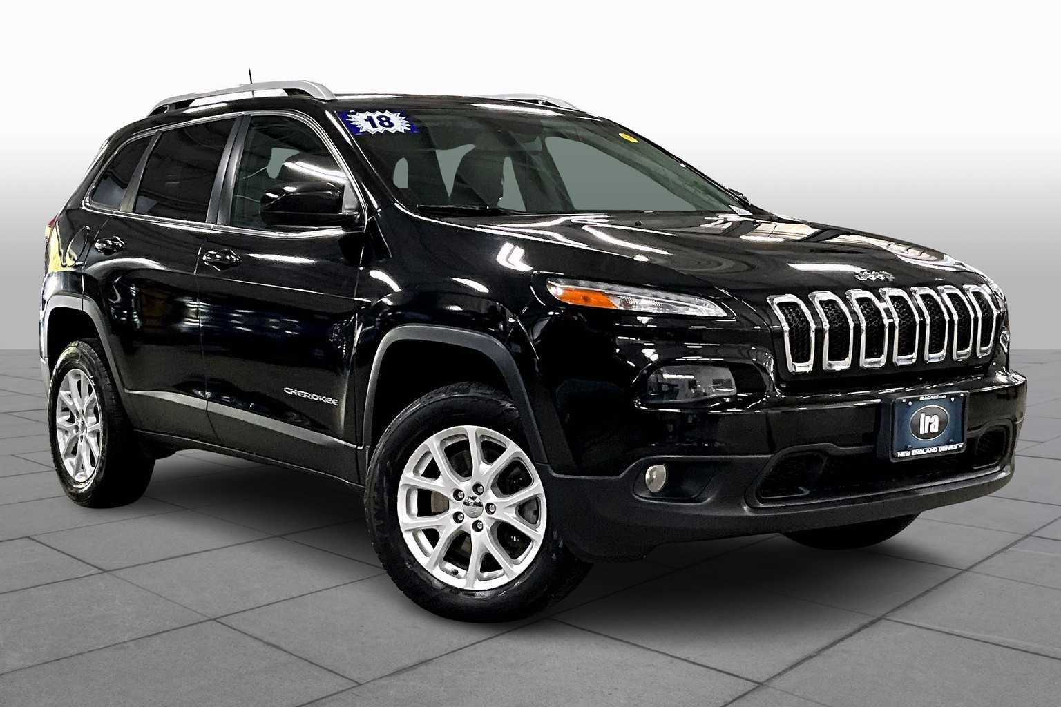 2018 Jeep Cherokee Latitude photo 2