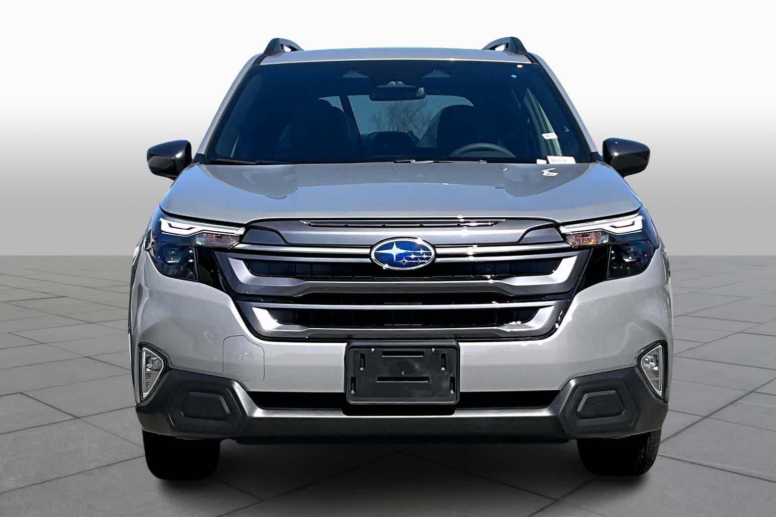 2025 Subaru Forester Premium photo 3