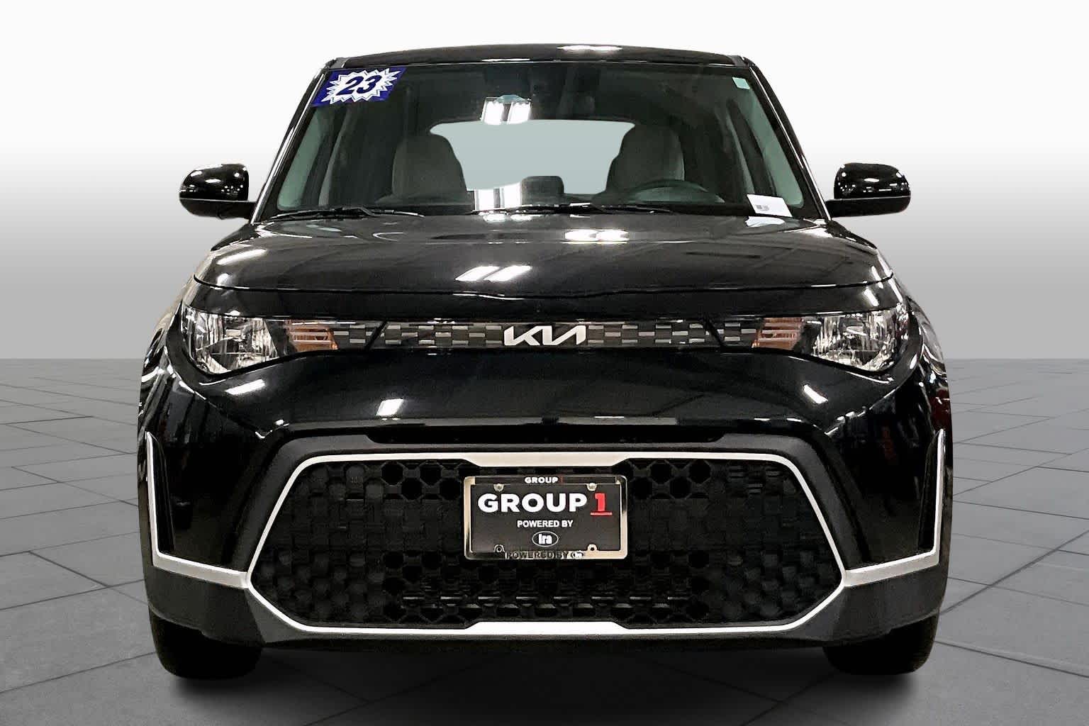 2023 Kia Soul LX photo 3