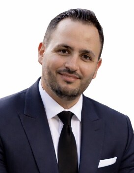 Staff member Elie El Hachem from ID_046a4e313b8b