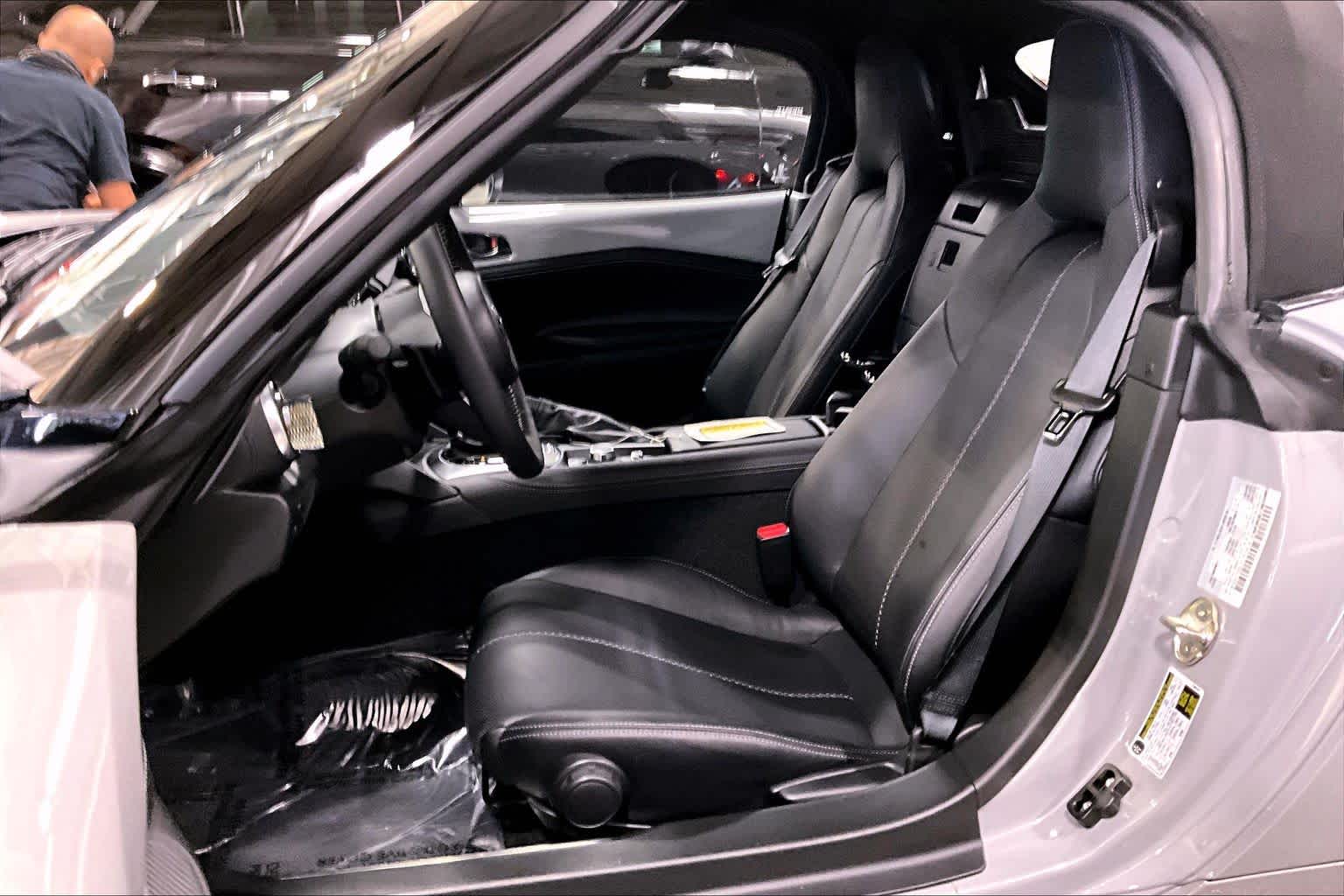 2025 Mazda MX-5 Miata Grand Touring - Photo 8