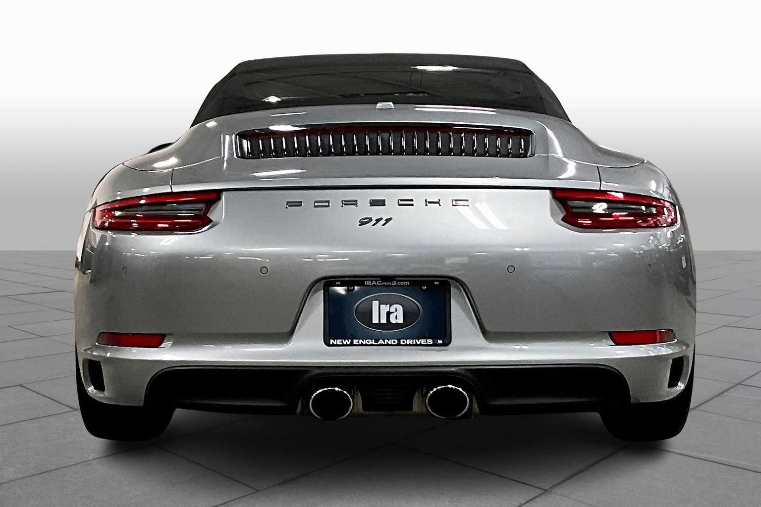 2017 Porsche 911 Cabriolet photo 4