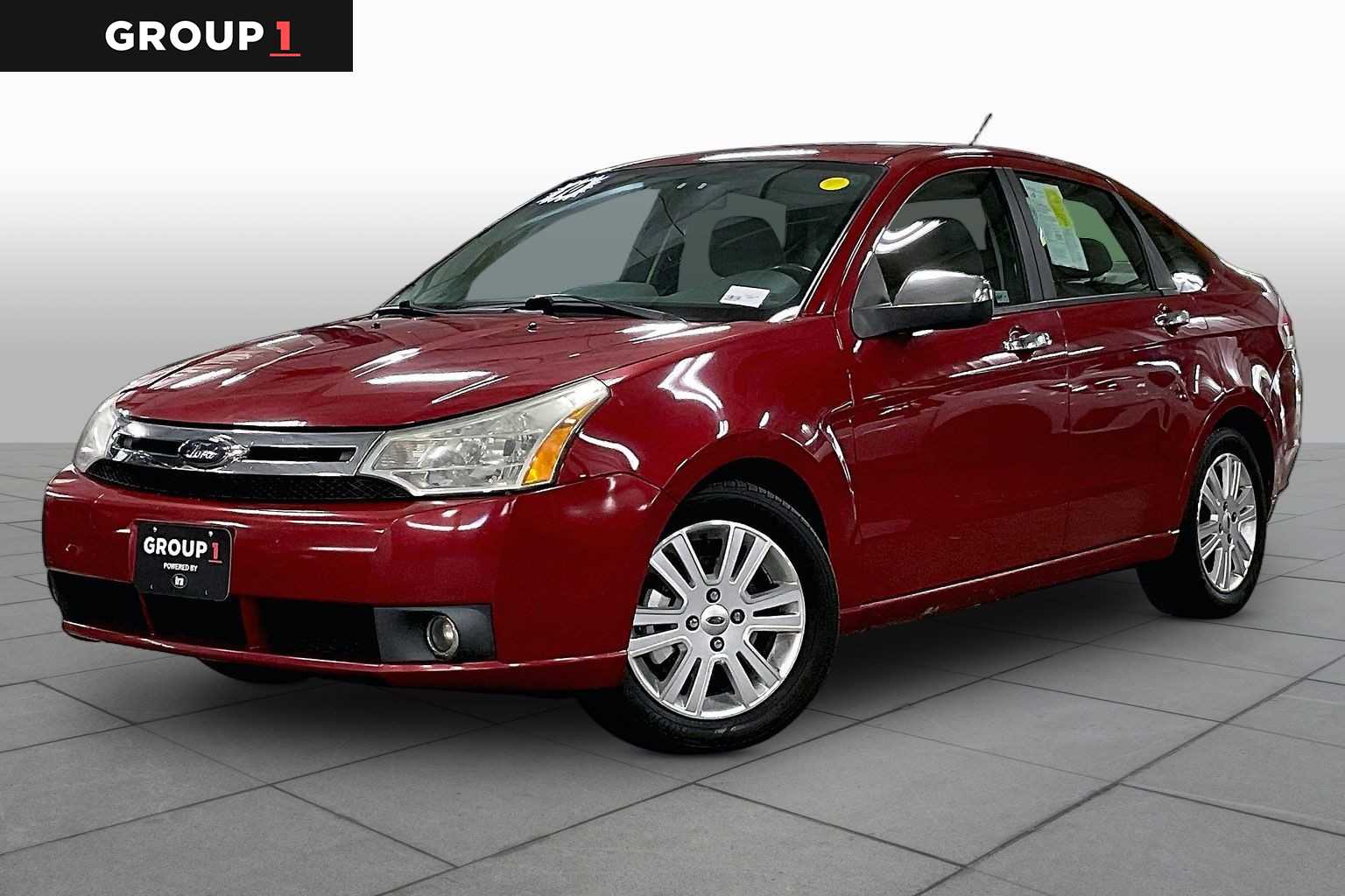 2010 Ford Focus SEL's photo