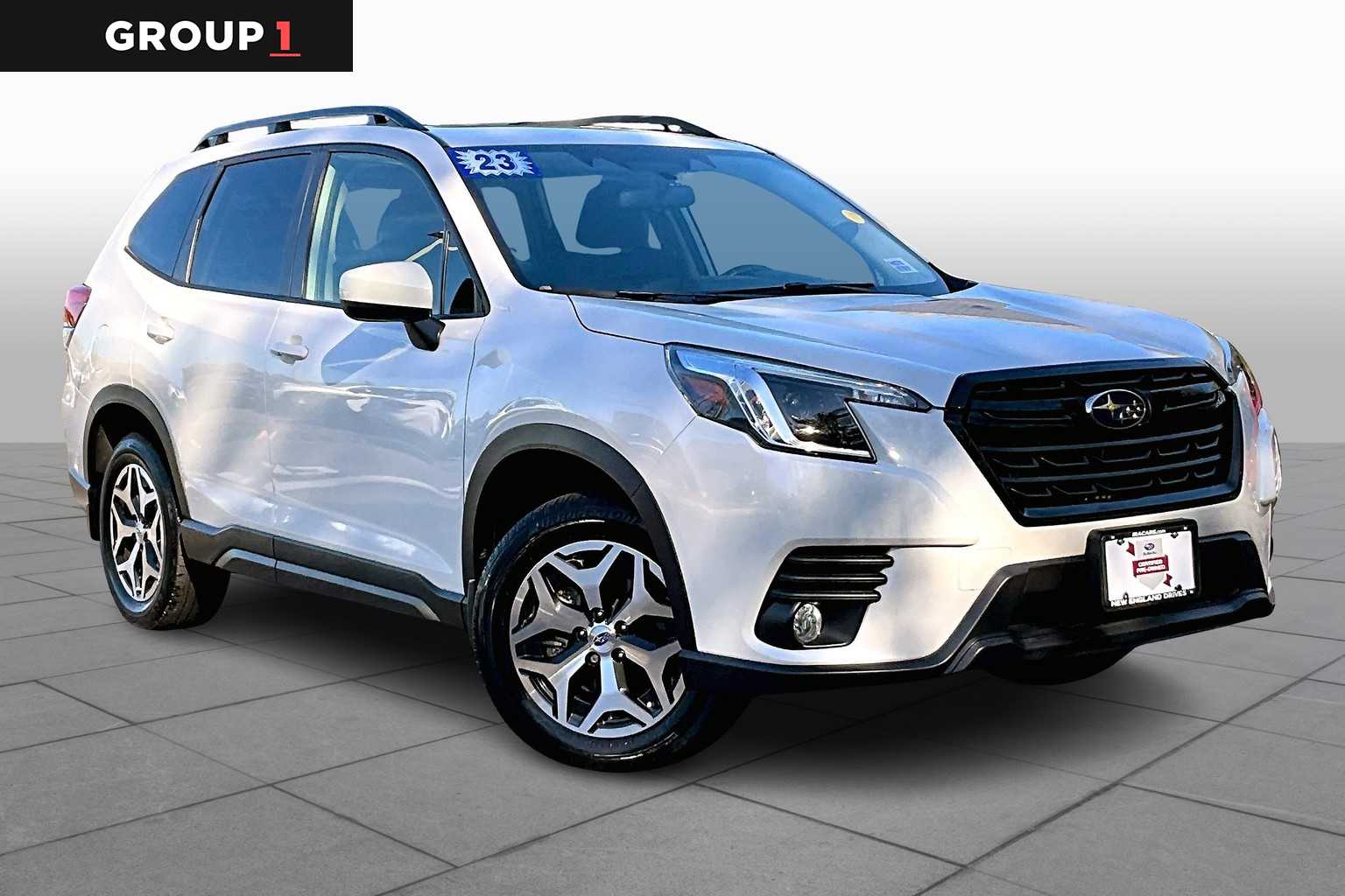 2023 Subaru Forester Premium photo 2