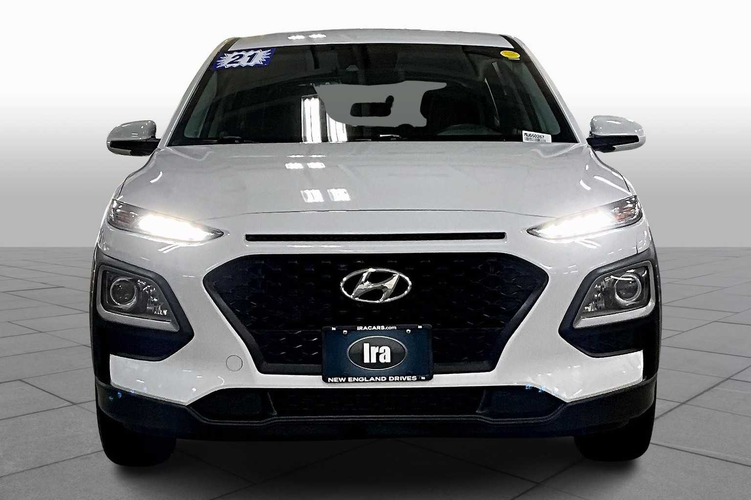 2021 Hyundai Kona SE photo 3