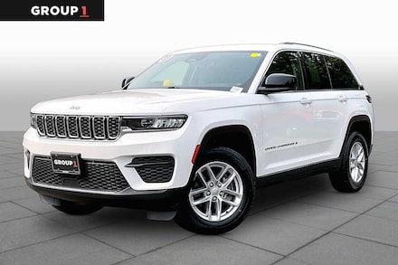 2023 Jeep Grand Cherokee Laredo SUV