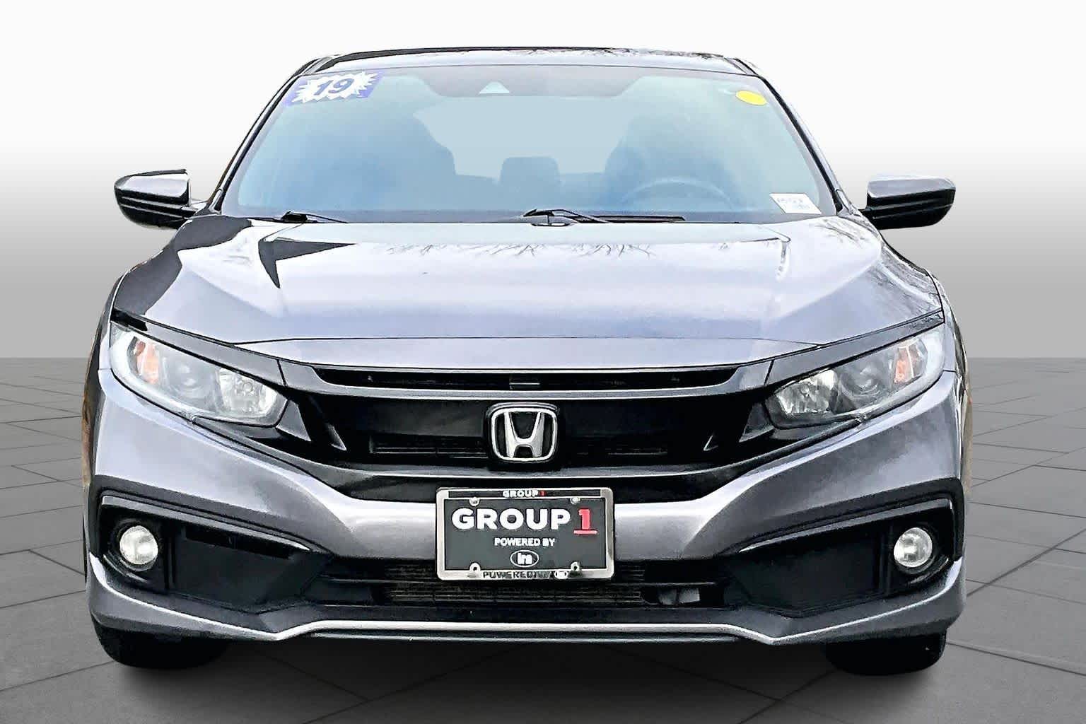 2019 Honda Civic Sport photo 3