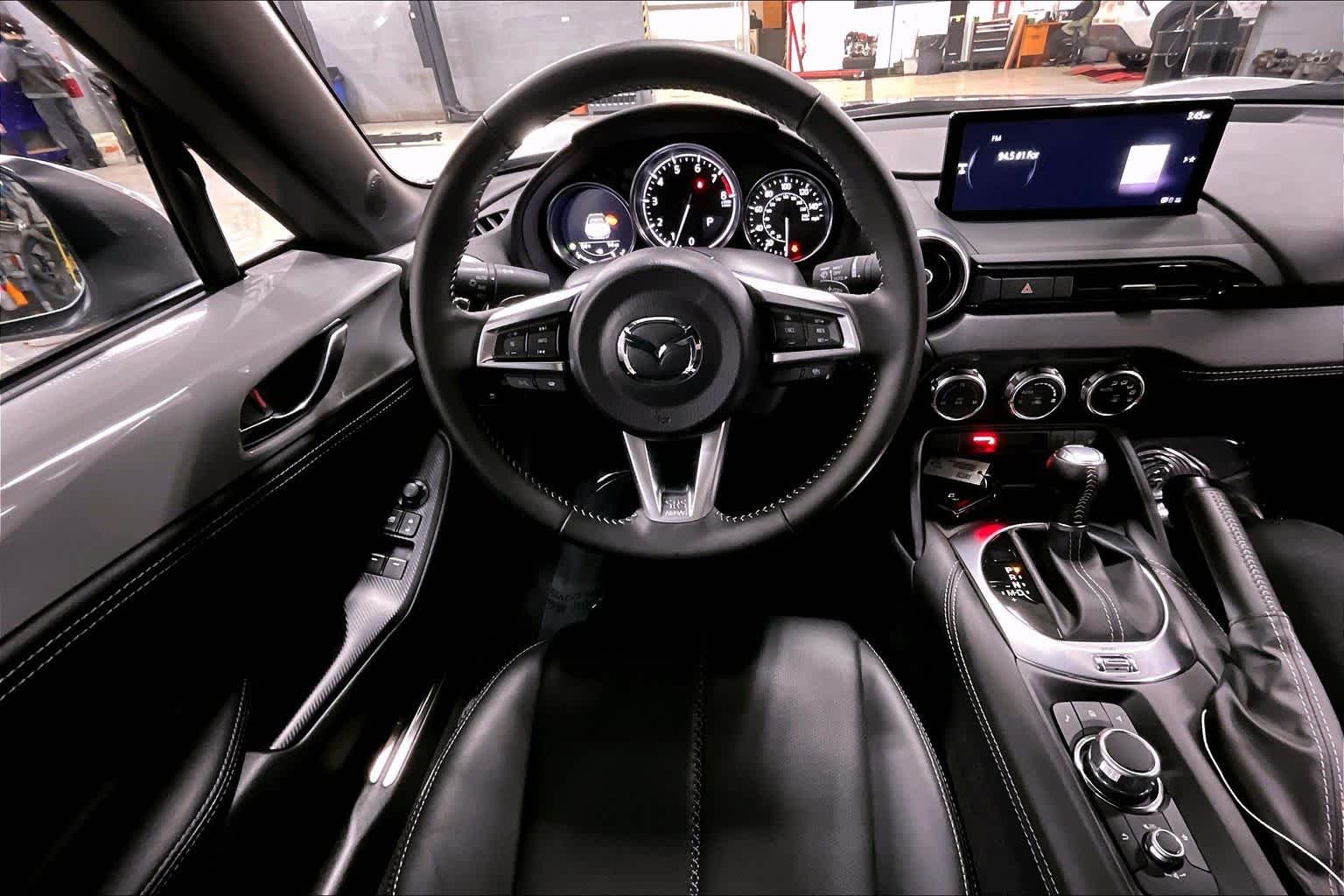 2025 Mazda MX-5 Miata Grand Touring - Photo 6