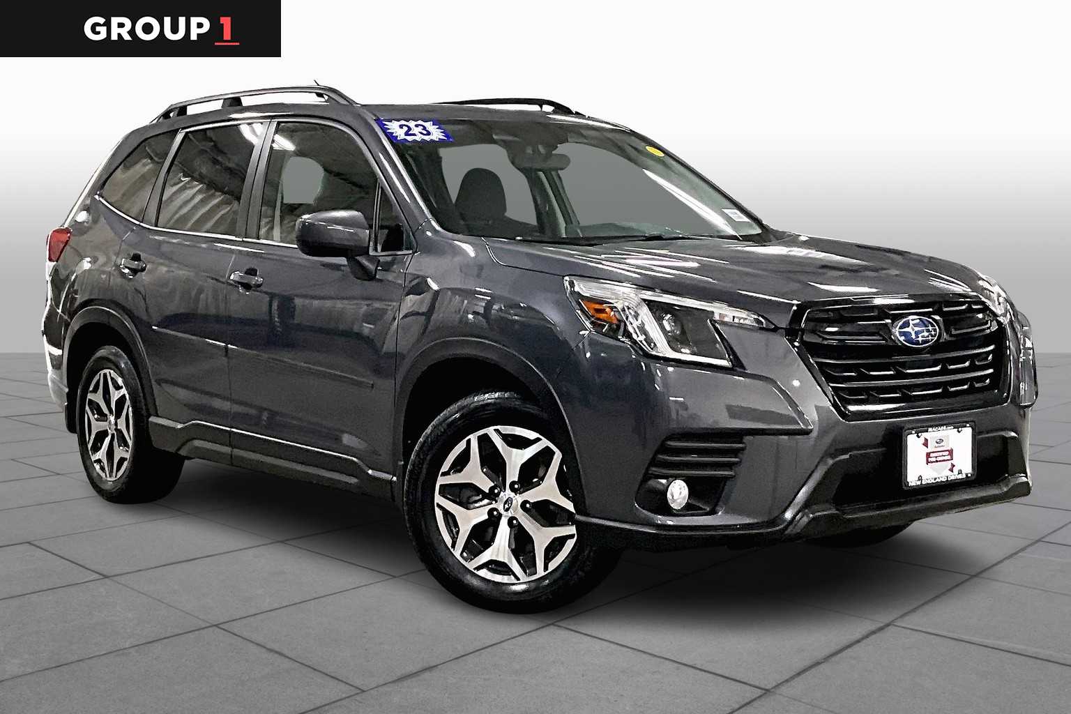 2023 Subaru Forester Premium photo 2