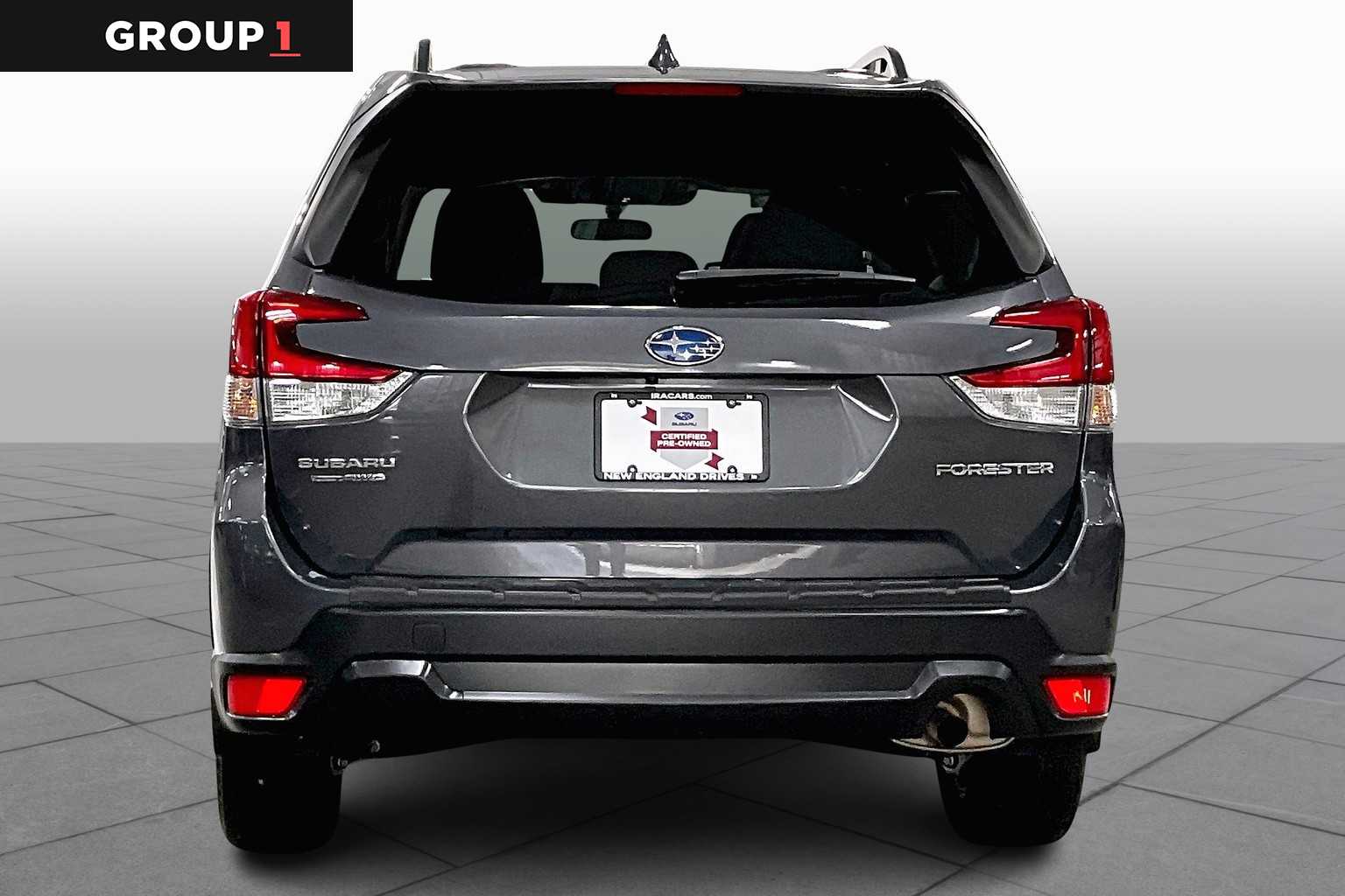 2023 Subaru Forester Premium photo 4