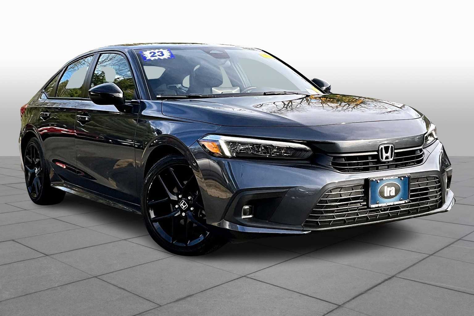 2023 Honda Civic Sport photo 2