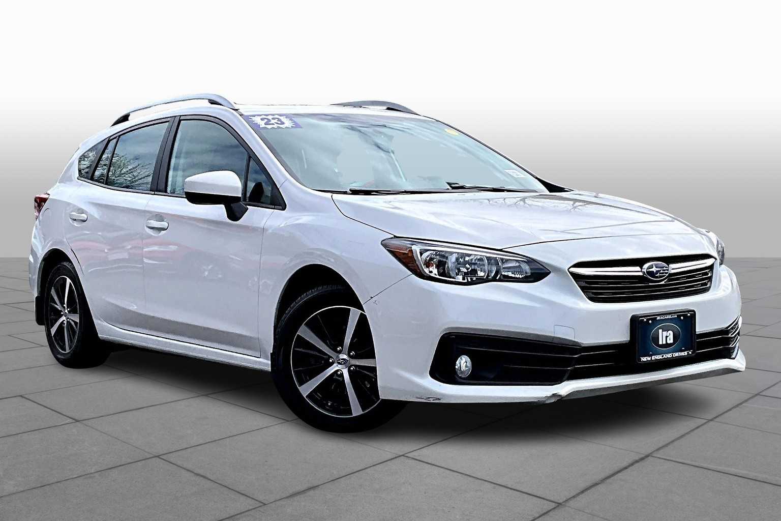 2023 Subaru Impreza Premium photo 2