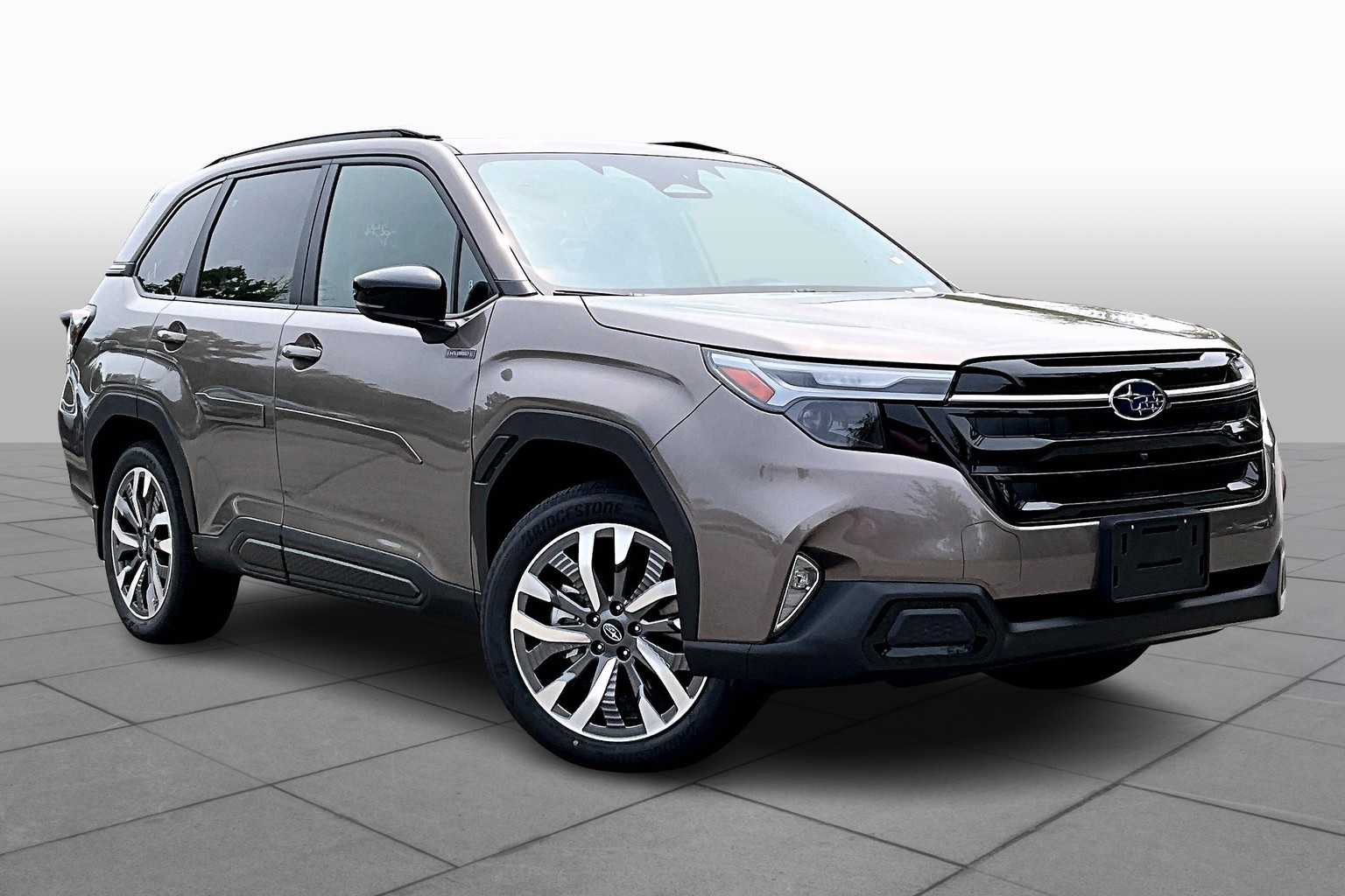 2025 Subaru Forester Touring photo 2