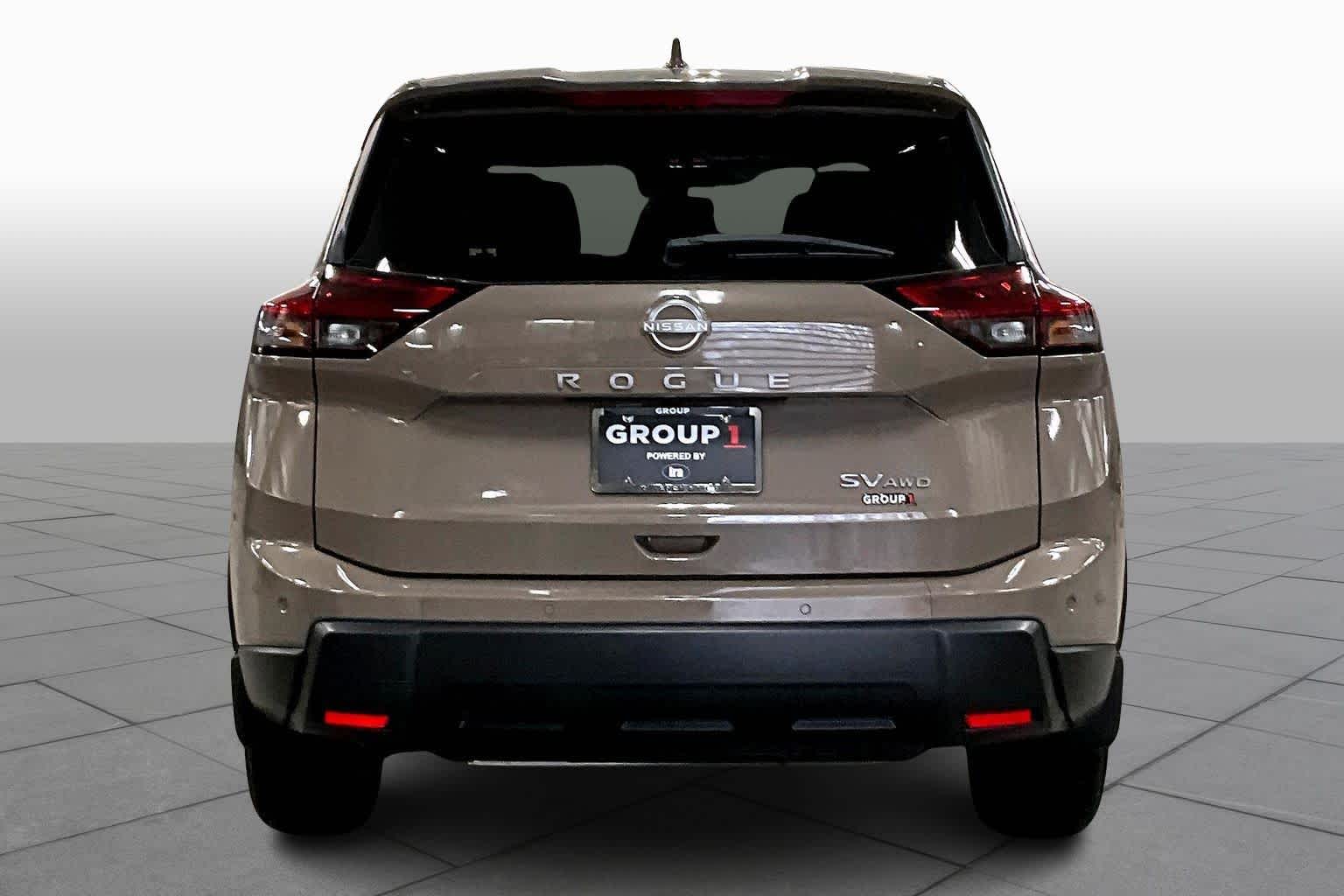 2024 Nissan Rogue SV photo 4