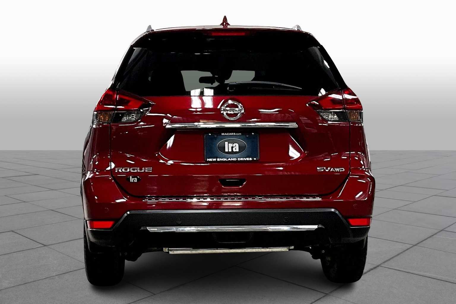 2020 Nissan Rogue SV photo 4