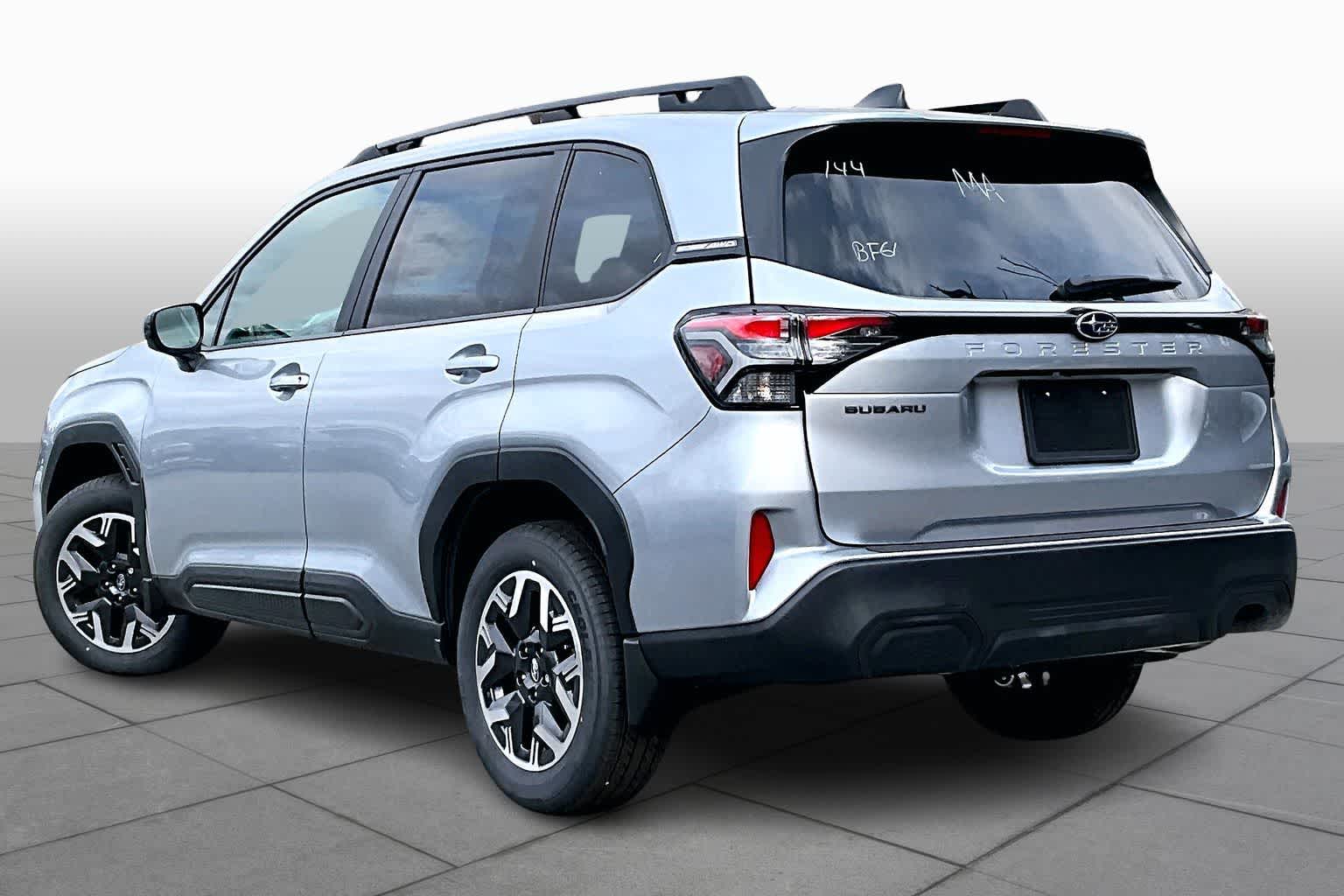 2026 Subaru Forester Premium - Photo 12