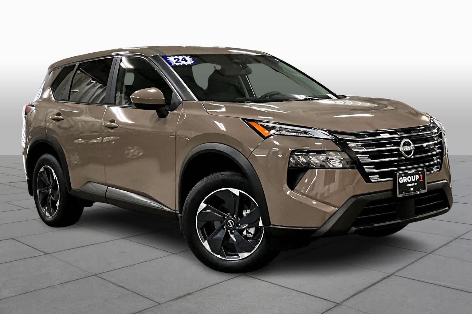 2024 Nissan Rogue SV photo 2