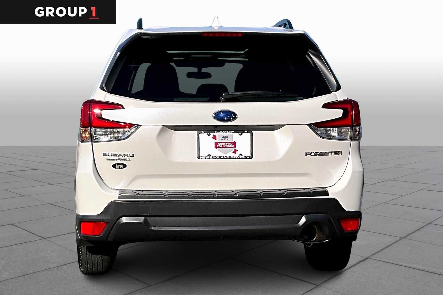 2023 Subaru Forester Premium photo 4