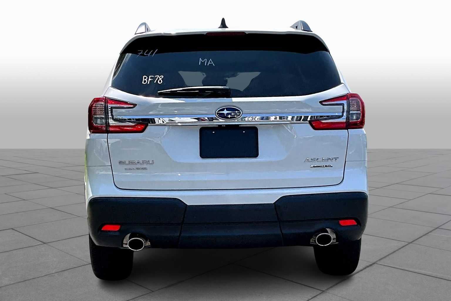 2025 Subaru Ascent Limited photo 4