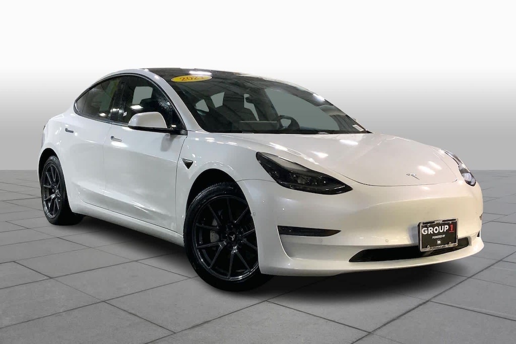 Used 2021 Tesla Model 3 Standard Range Plus Sedan