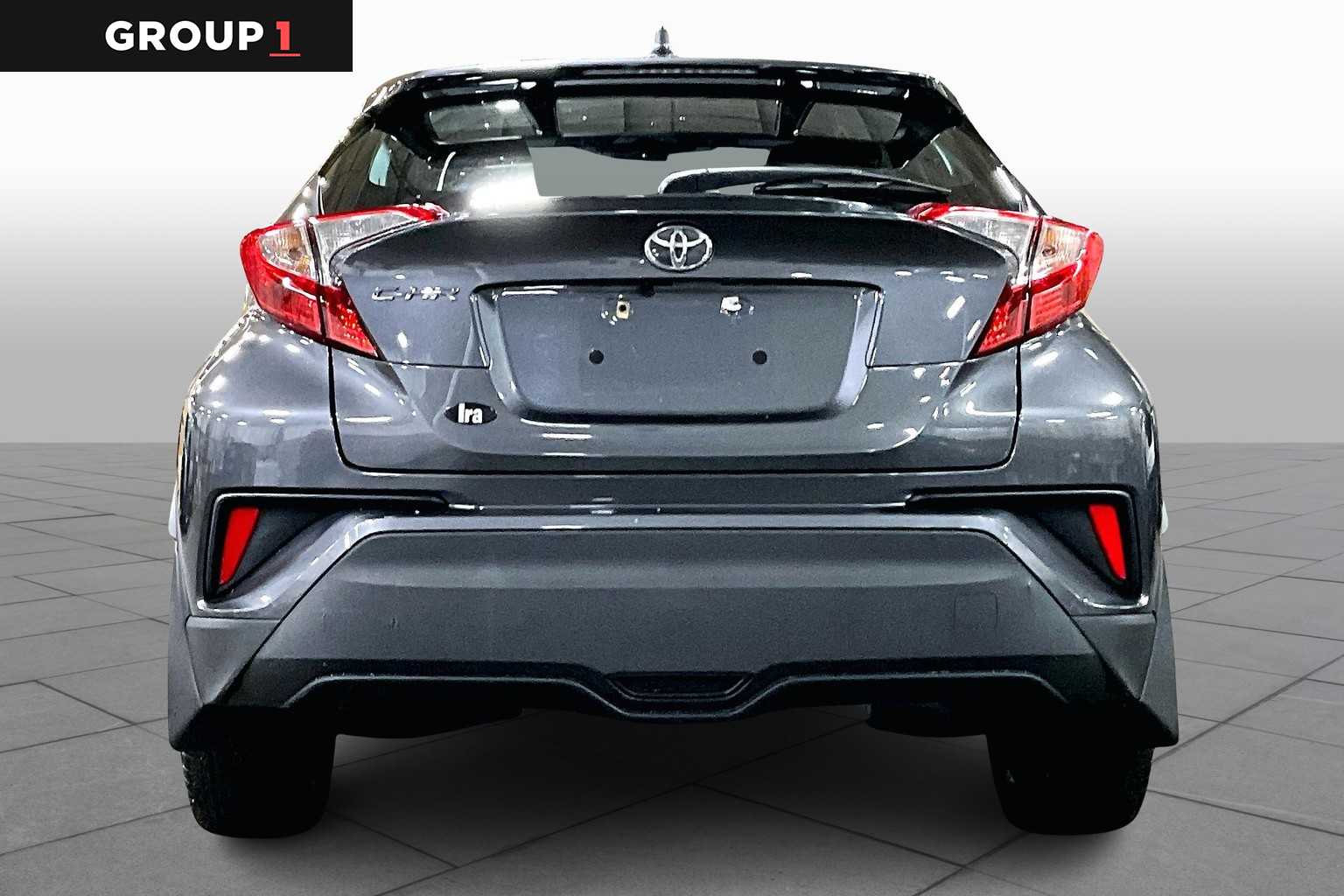 2020 Toyota C-HR XLE photo 4