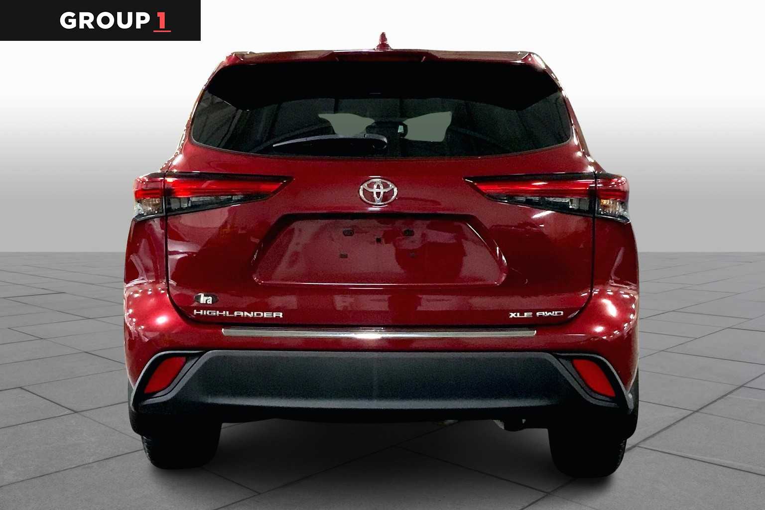 2021 Toyota Highlander XLE photo 4