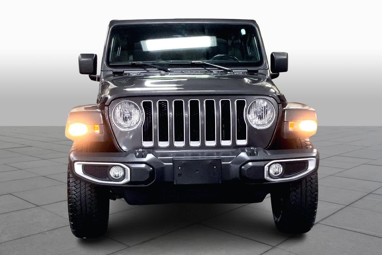 2020 Jeep Wrangler Unlimited Sahara photo 3