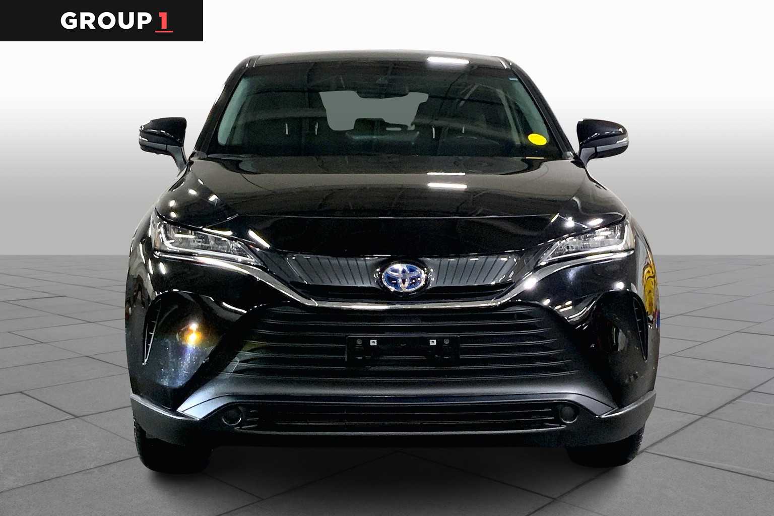 2022 Toyota Venza LE photo 3