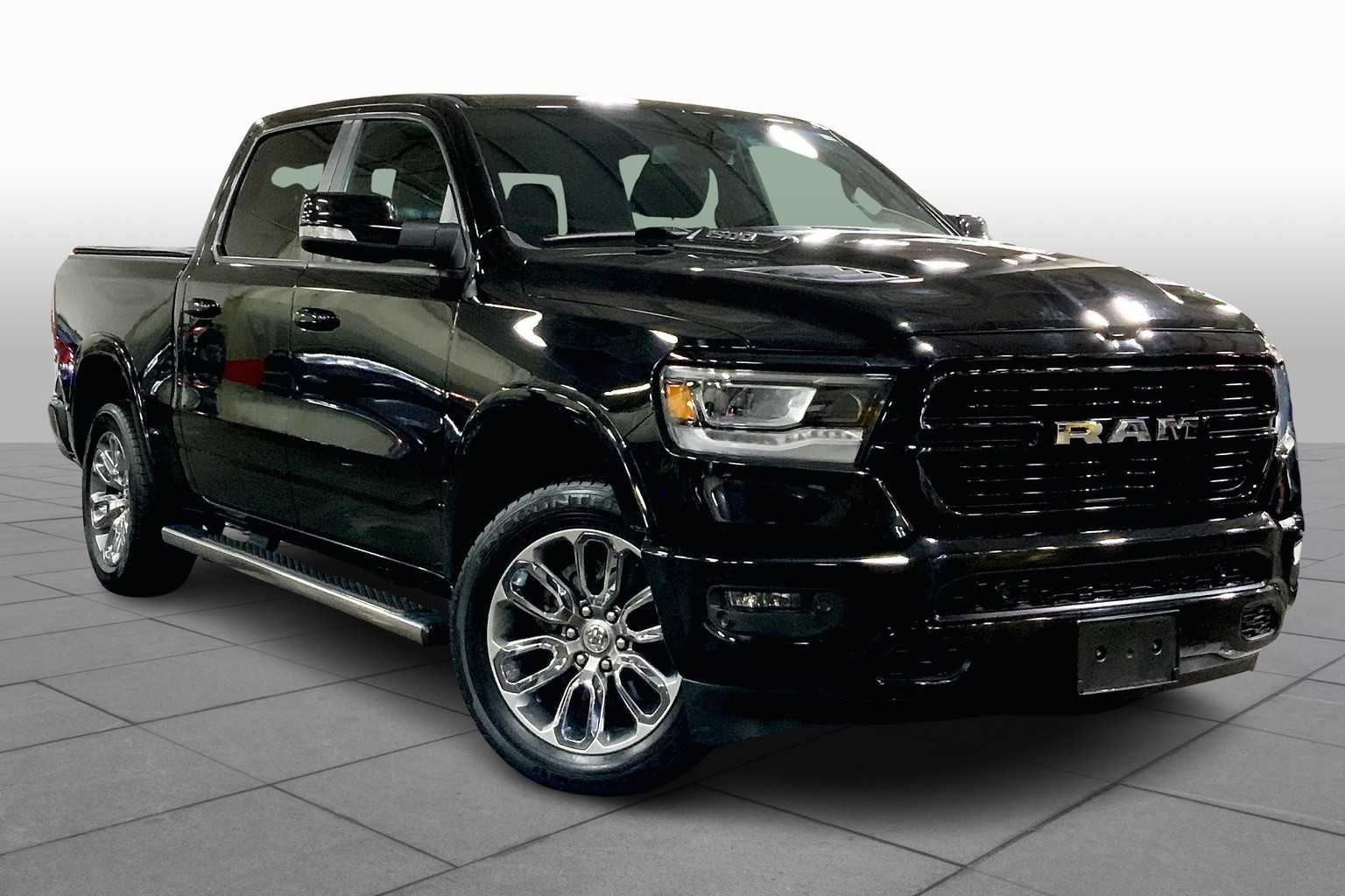 2019 Ram 1500 Laramie photo 2