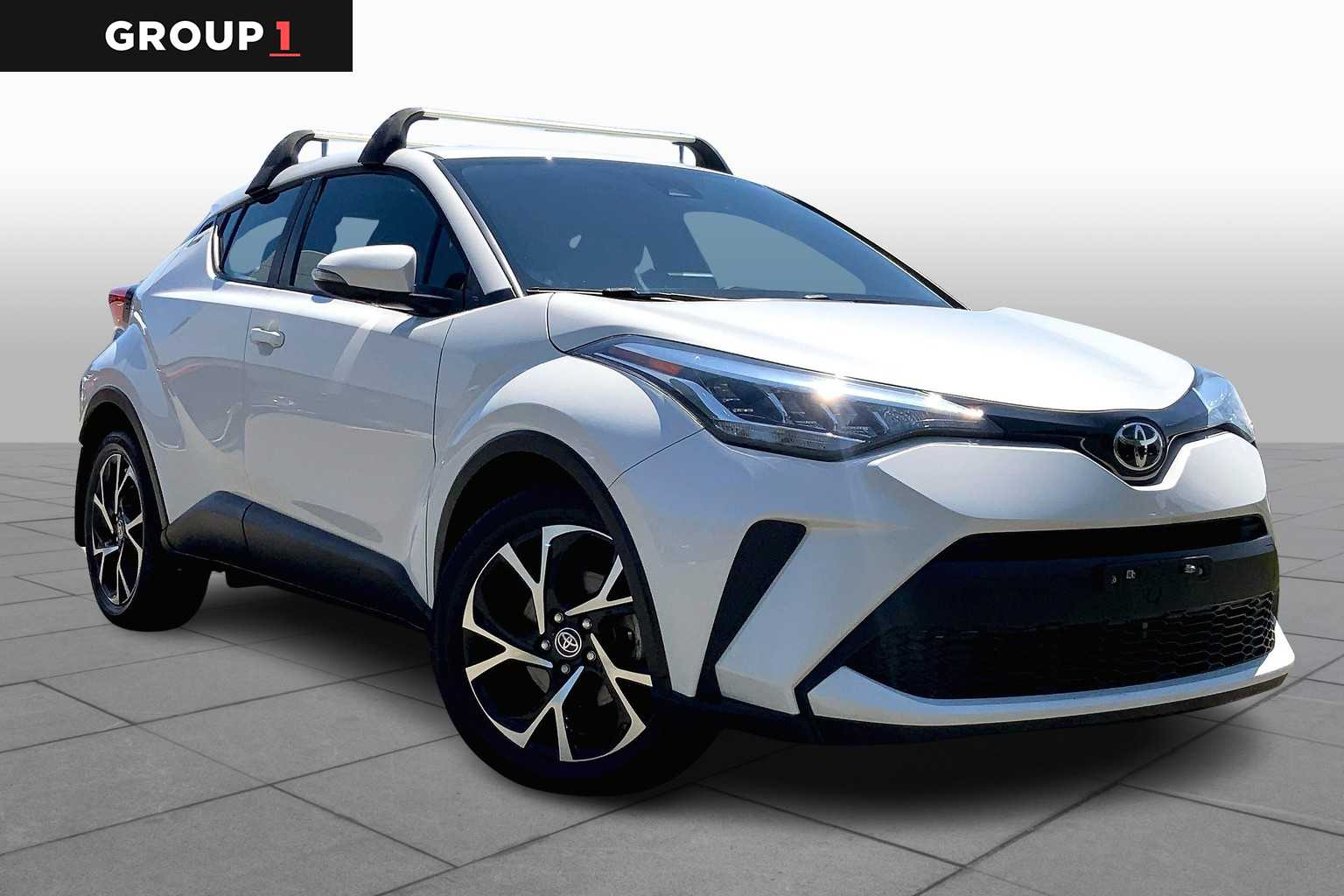 2021 Toyota C-HR XLE photo 2