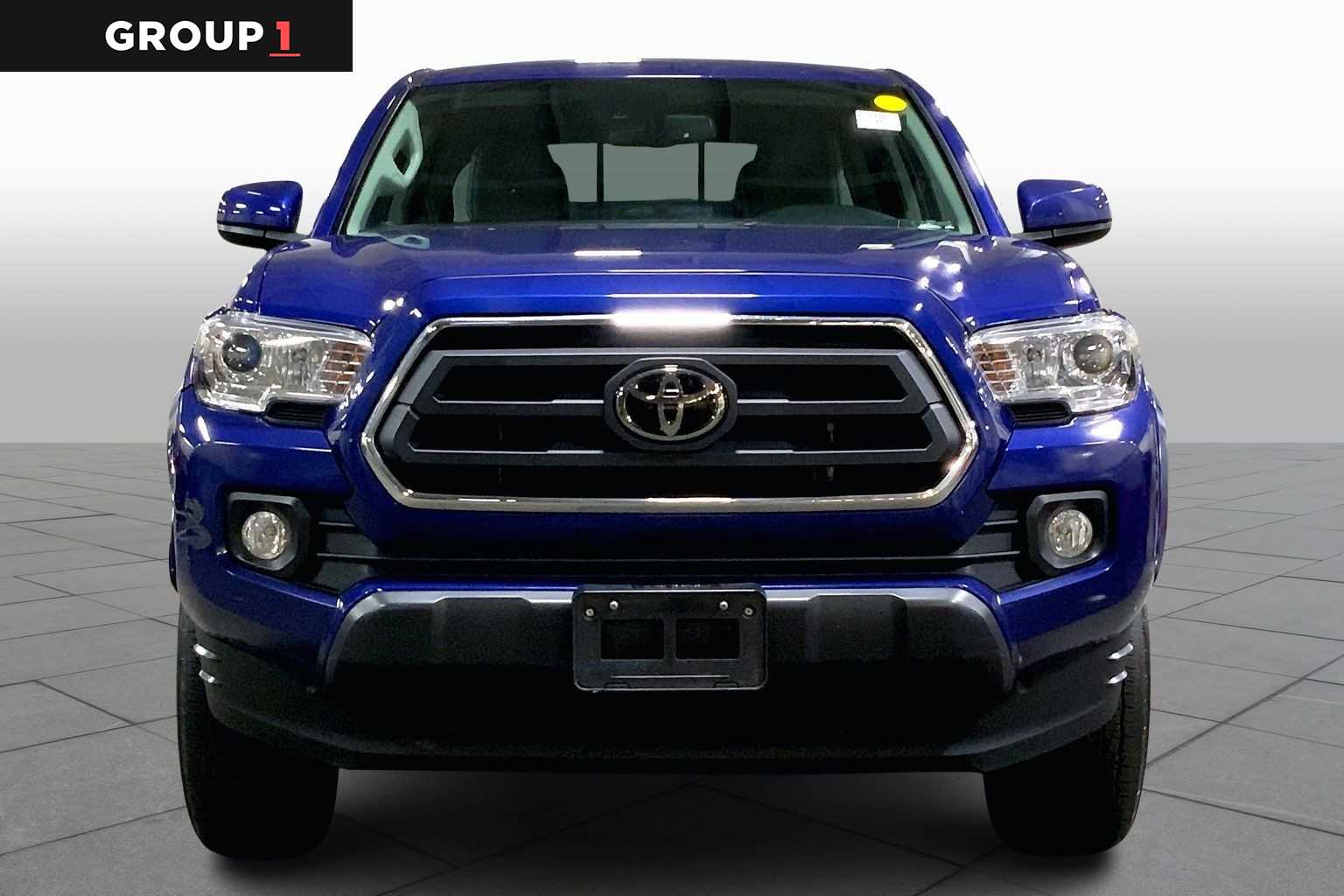 2023 Toyota Tacoma SR5 Double Cab V6 photo 3