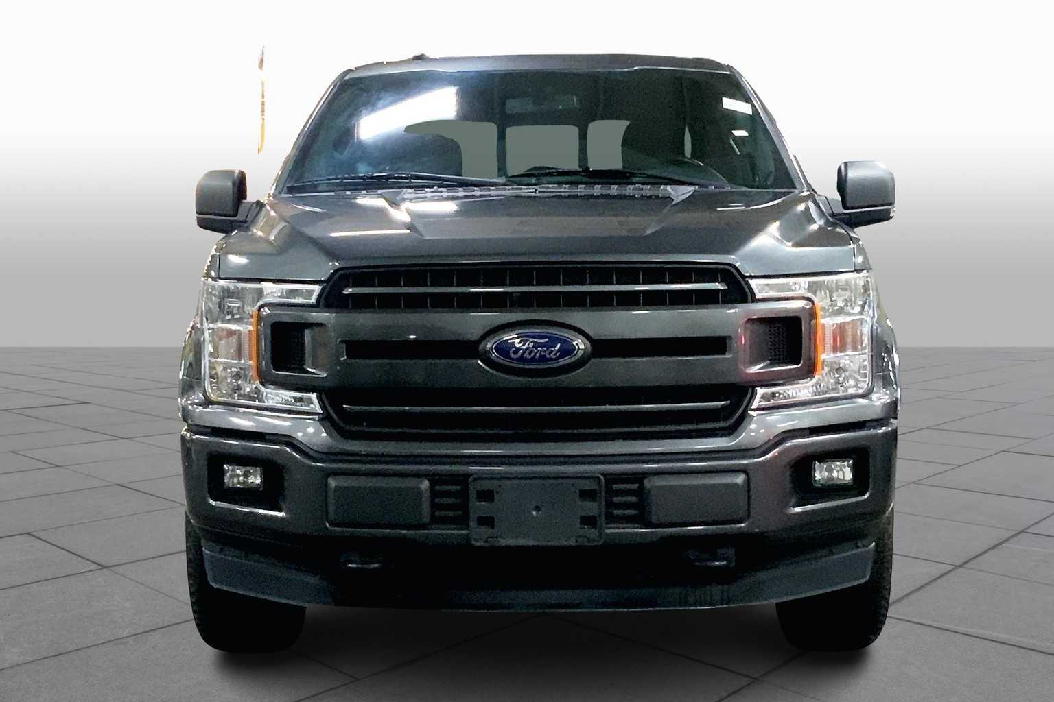 2018 Ford F-150 XLT photo 3