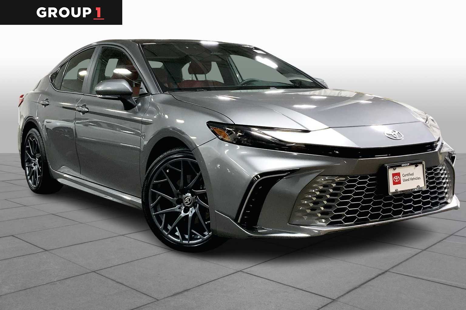 2025 Toyota Camry XSE photo 4