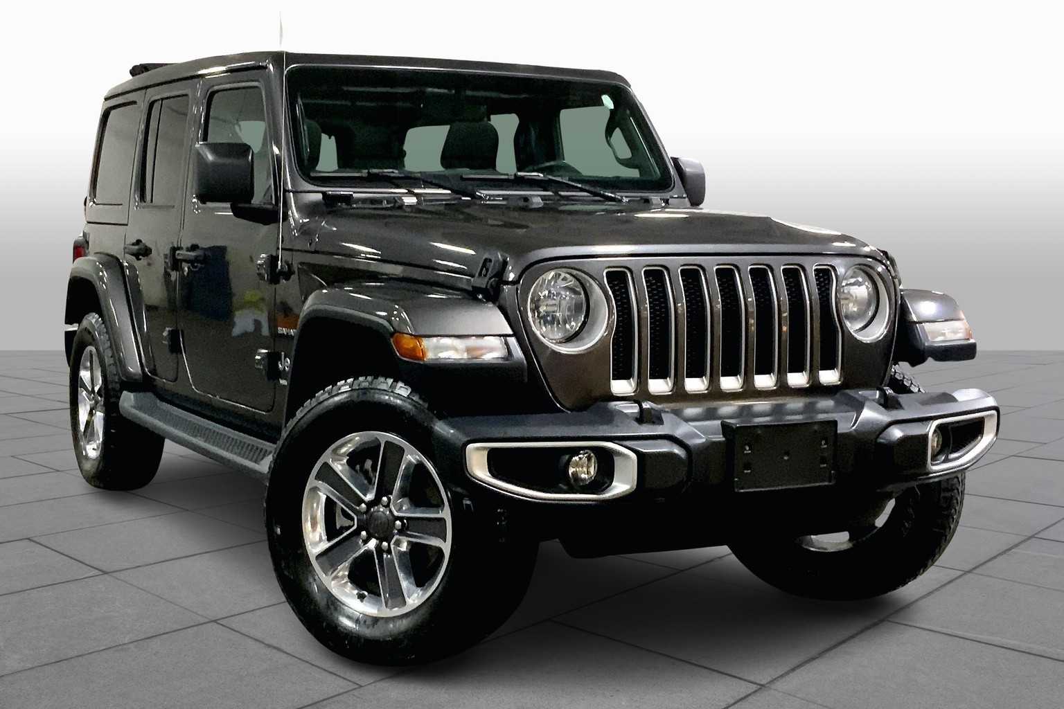 2020 Jeep Wrangler Unlimited Sahara photo 2