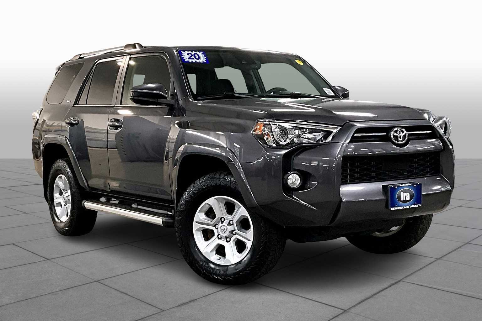 2020 Toyota 4Runner SR5 photo 2